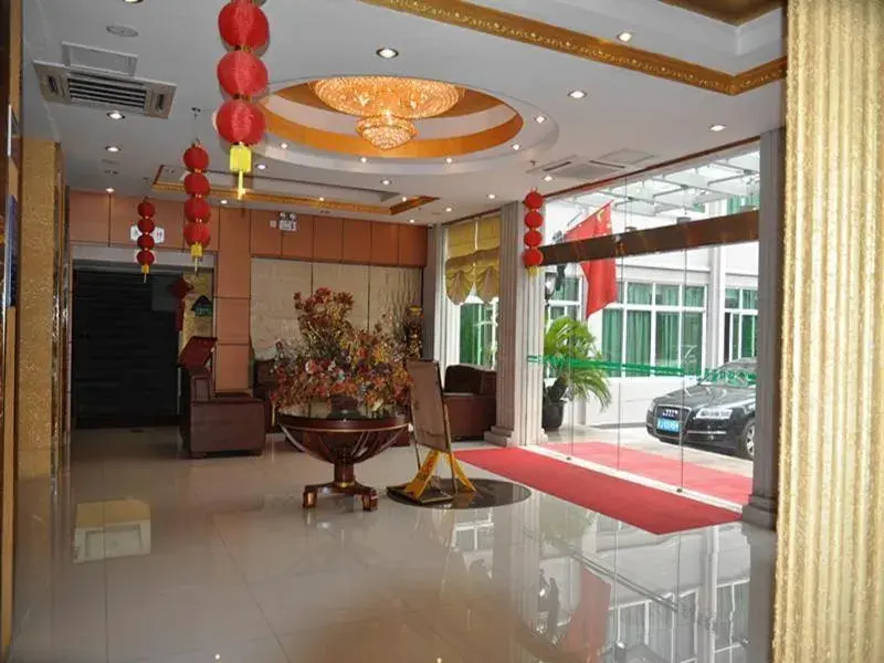 Lobby or reception in Greentree Inn Shanghai Chongming Bao Town Express Hotel Lobby or reception in Greentree Inn Shanghai Chongming Bao Town Express Hotel