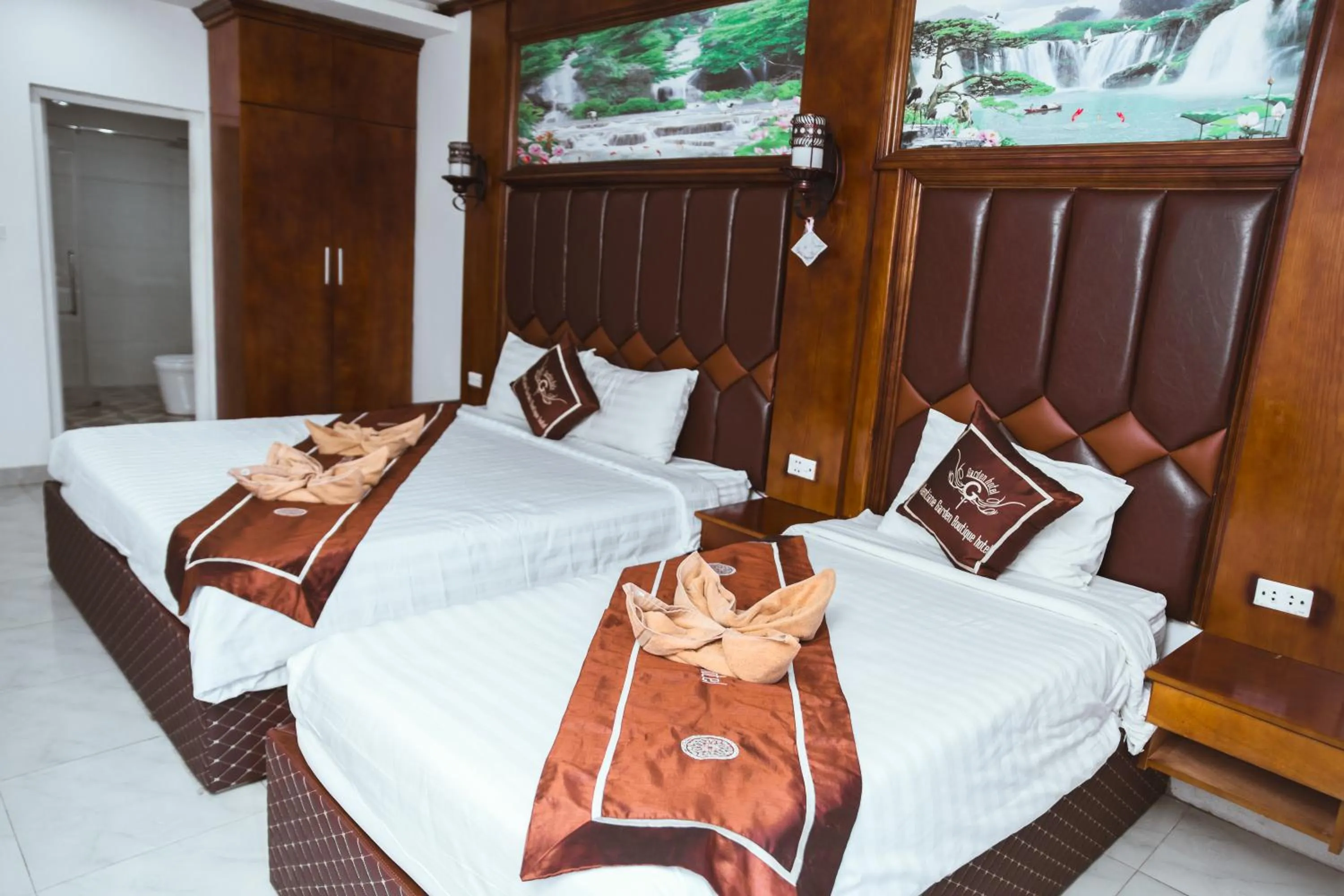 Bed in Vientiane Garden Villa Hotel