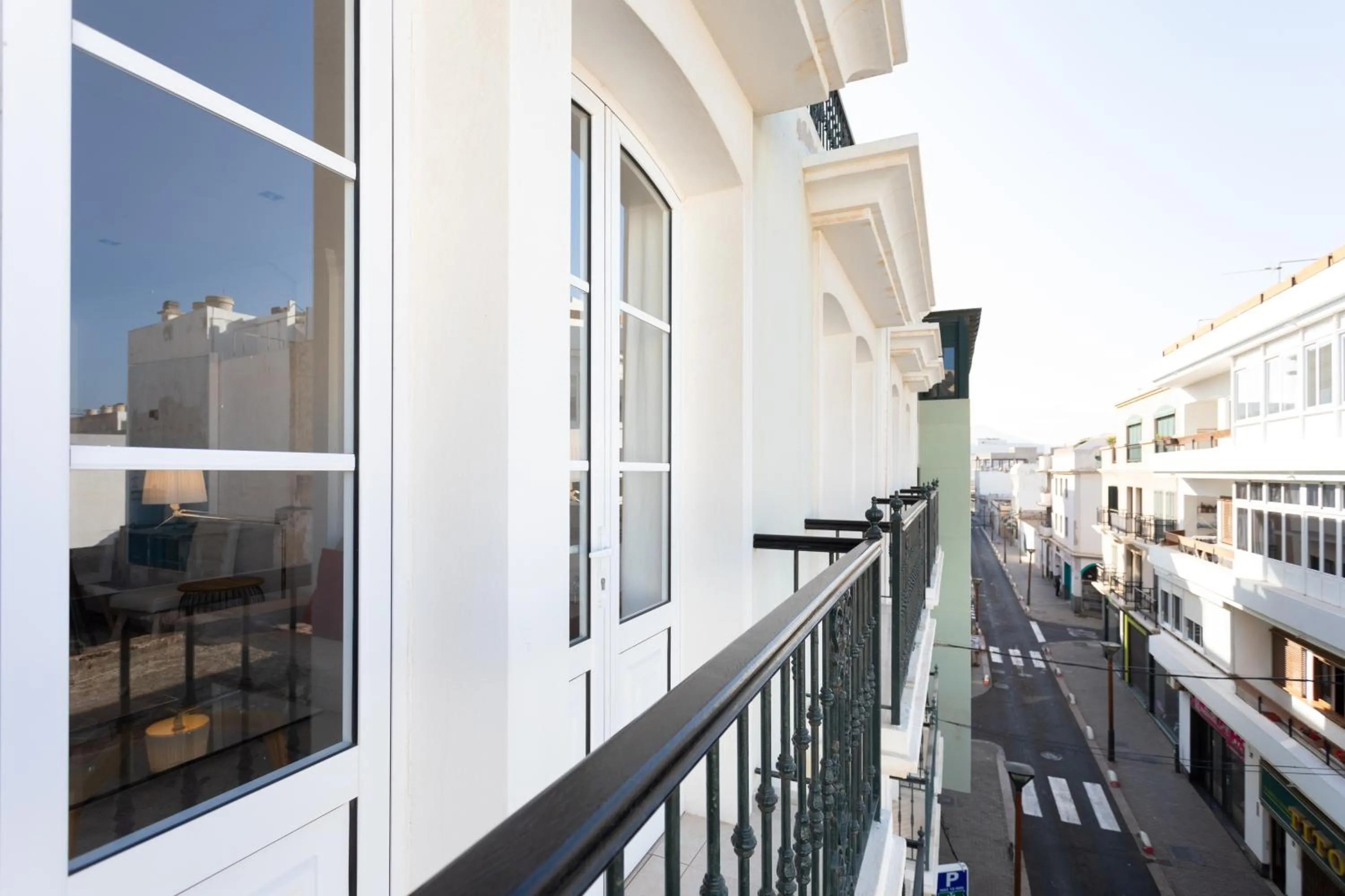 Rooms & Suites Balcony 3D - Central Arrecife, Lanzarote - Free Parking