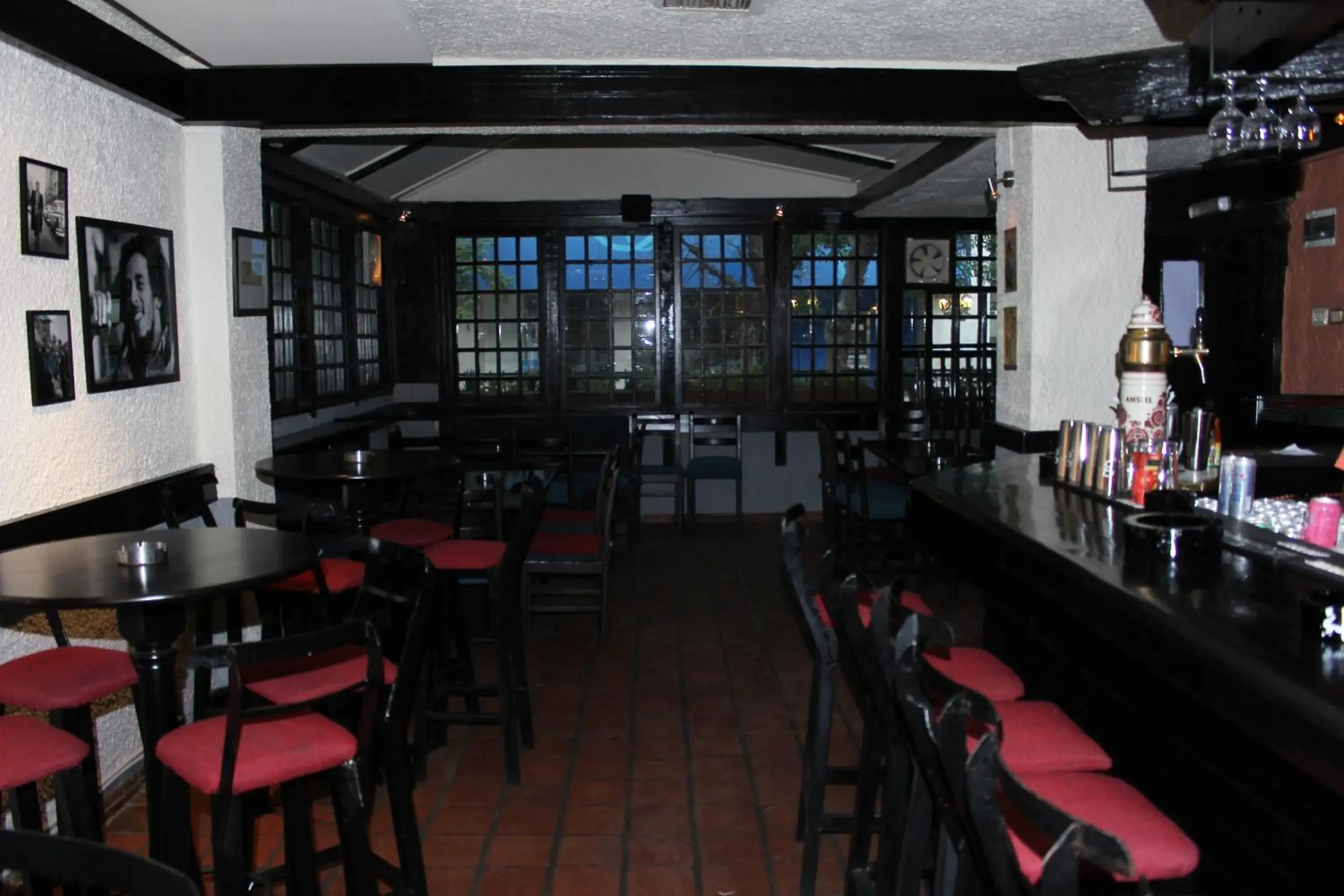 Lounge or bar, Restaurant/Places to Eat in Bonita Inn