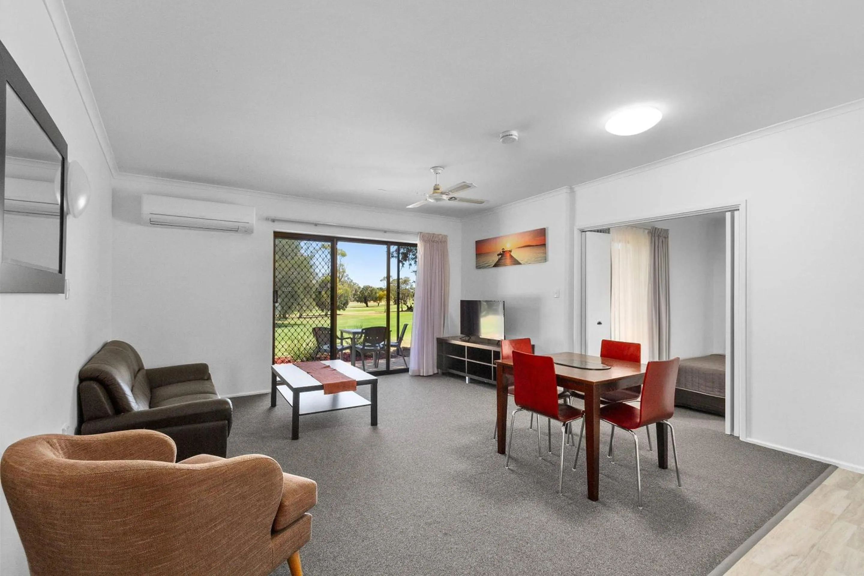 Bedroom in Comfort Inn & Suites Riverland