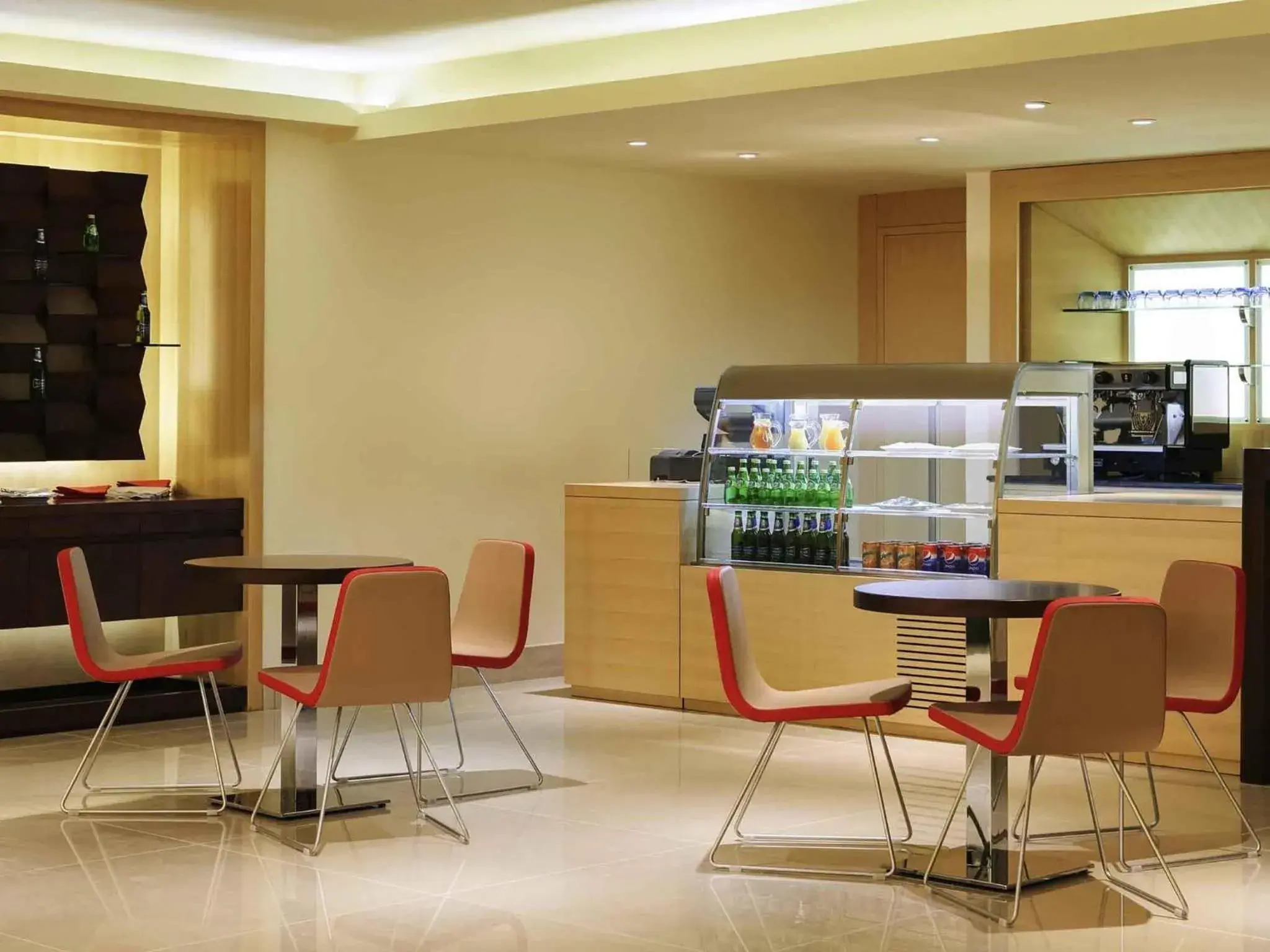 Restaurant/places to eat in Ibis Riyadh Olaya Street Restaurant/places to eat in Ibis Riyadh Olaya Street