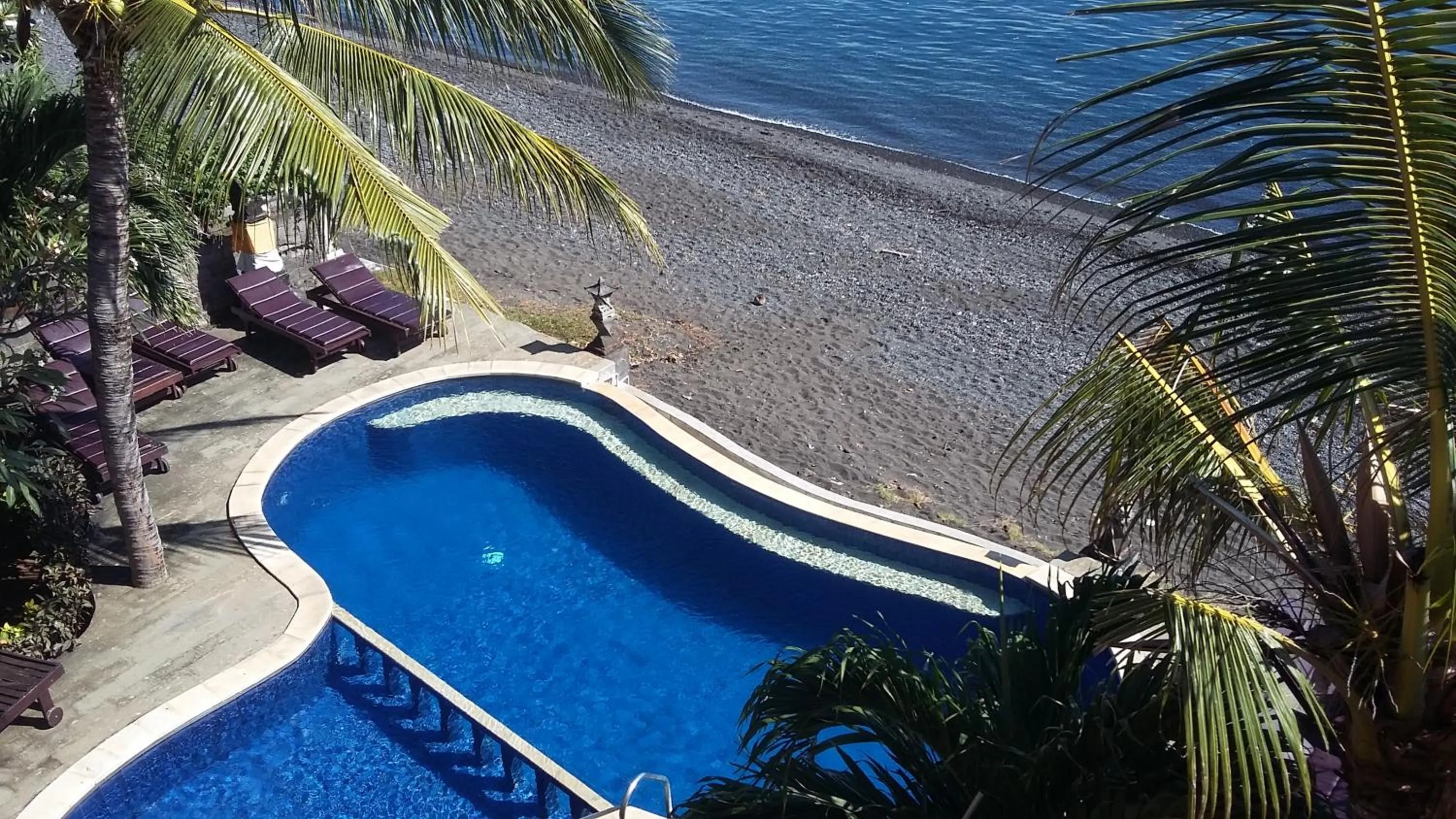 Swimming pool in Three Brothers Bobby's Villas