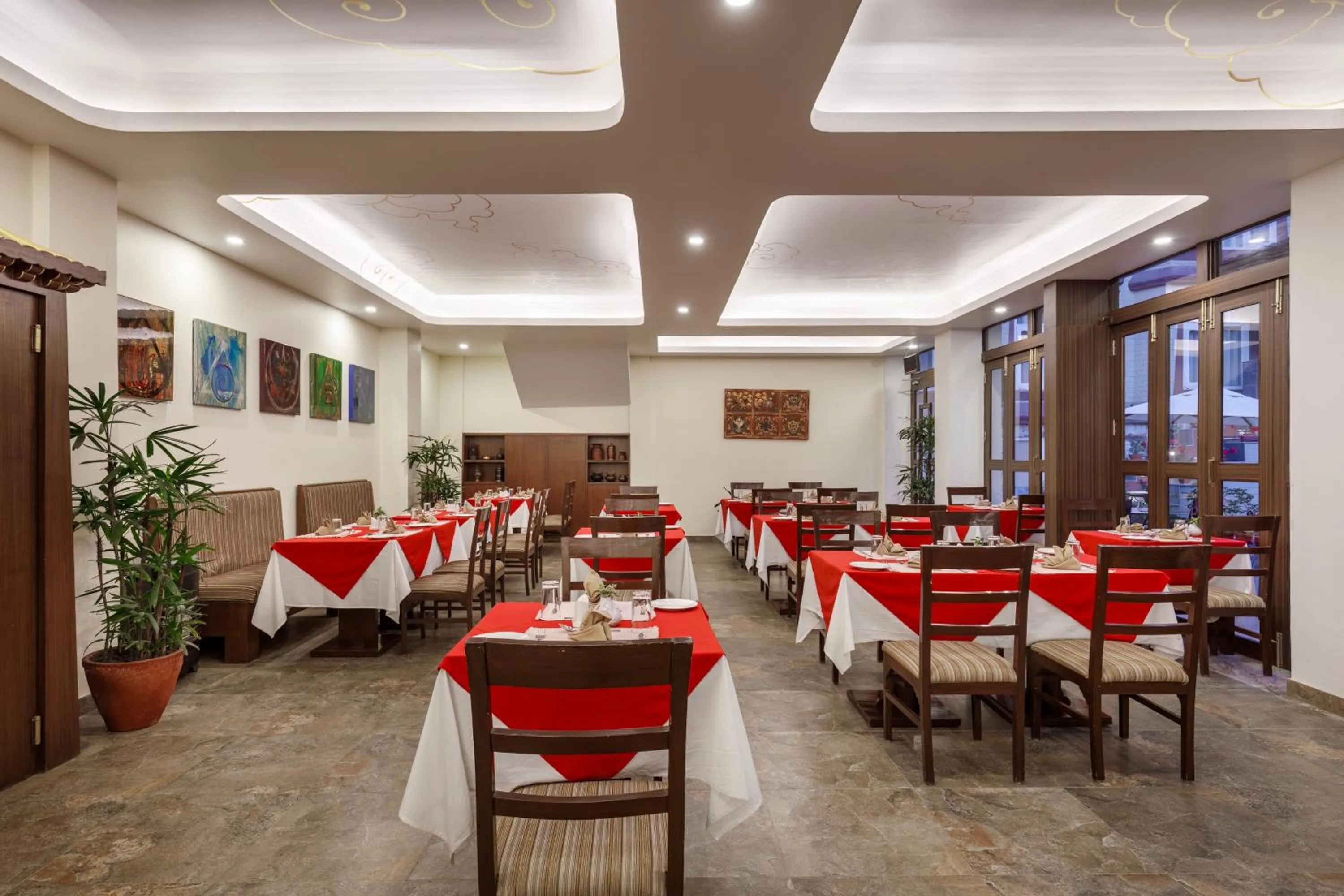 Restaurant/places to eat in Shambaling Boutique Hotel