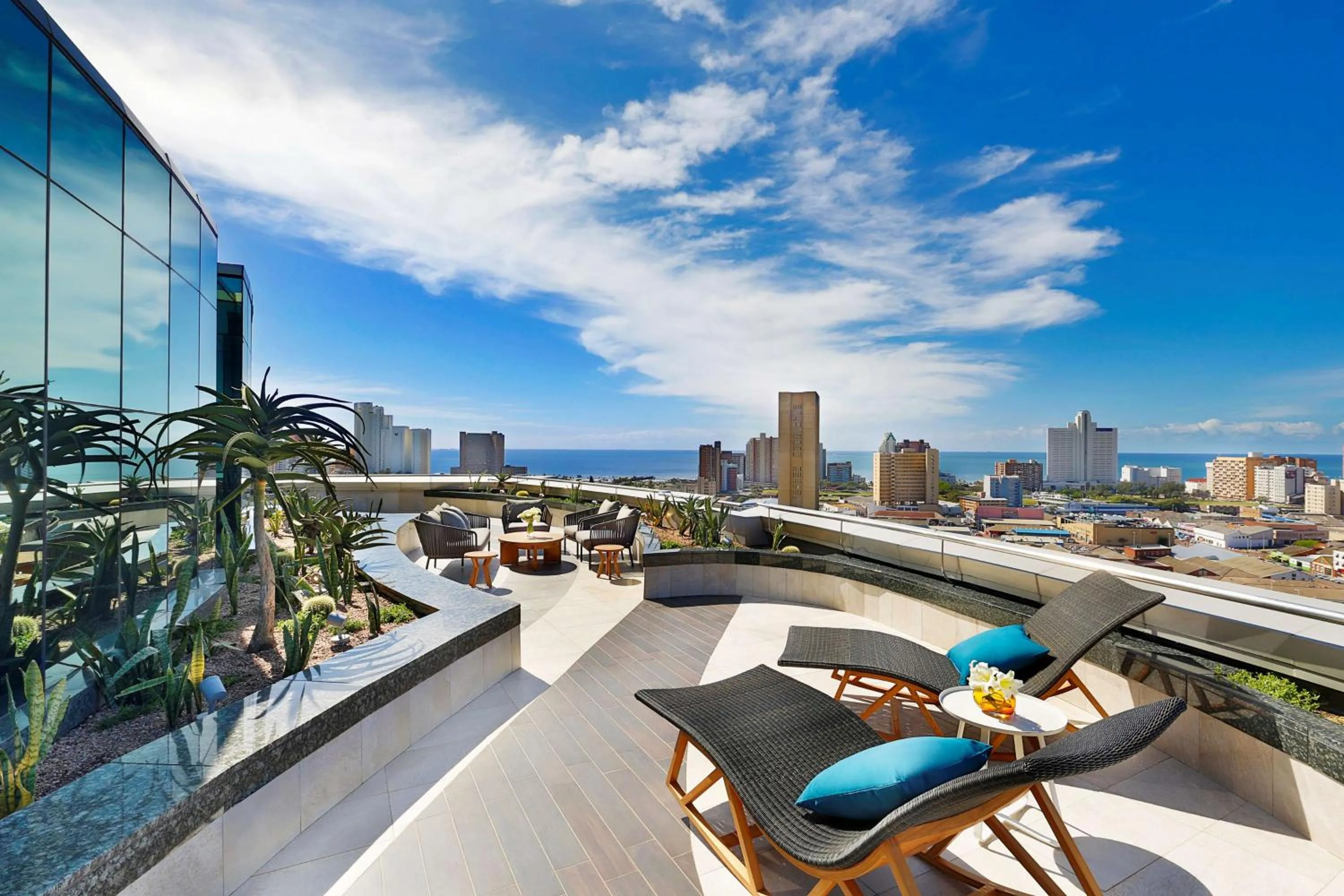 Photo of the whole room in Hilton Durban