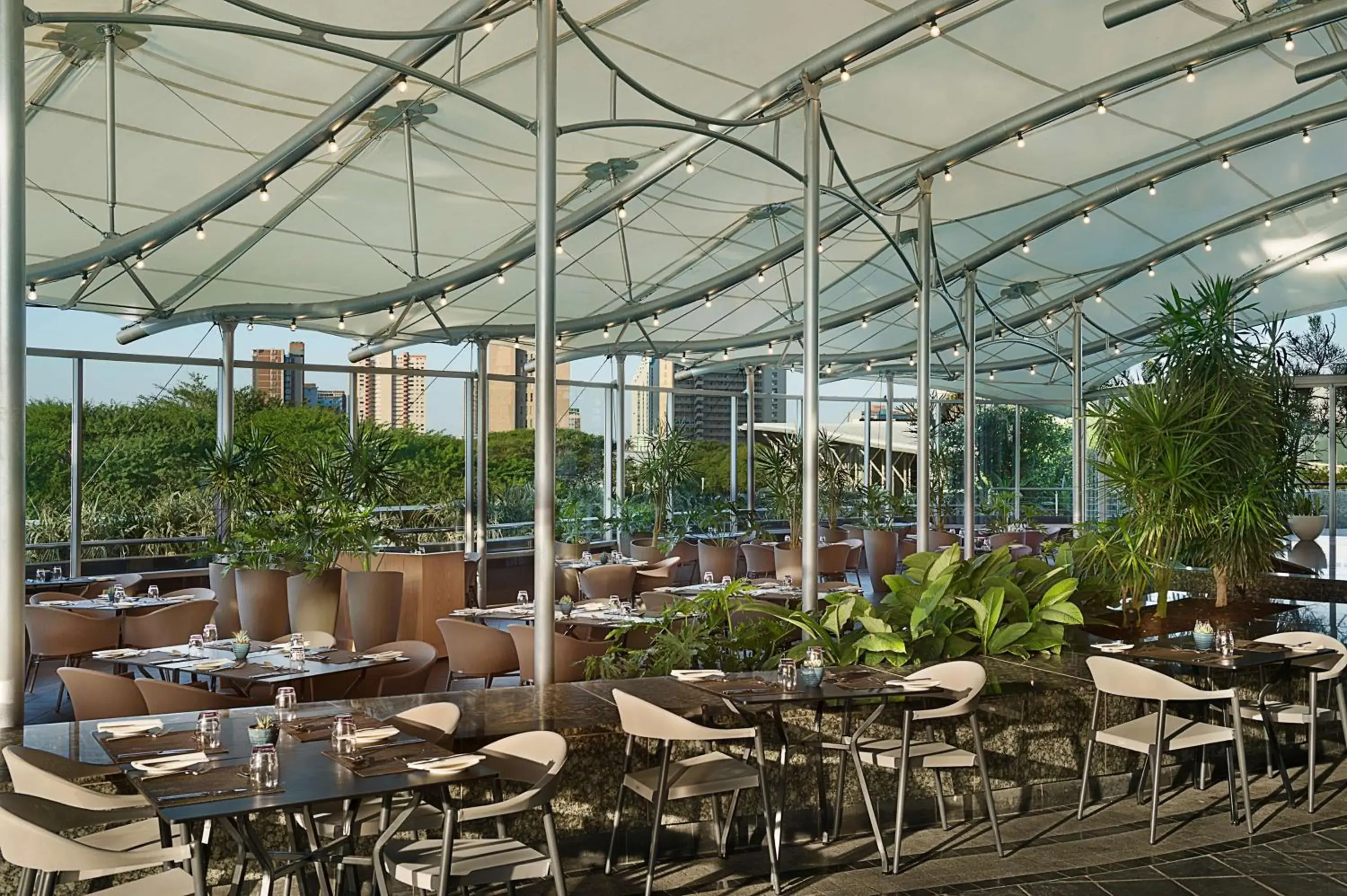 Restaurant/places to eat in Hilton Durban Restaurant/places to eat in Hilton Durban