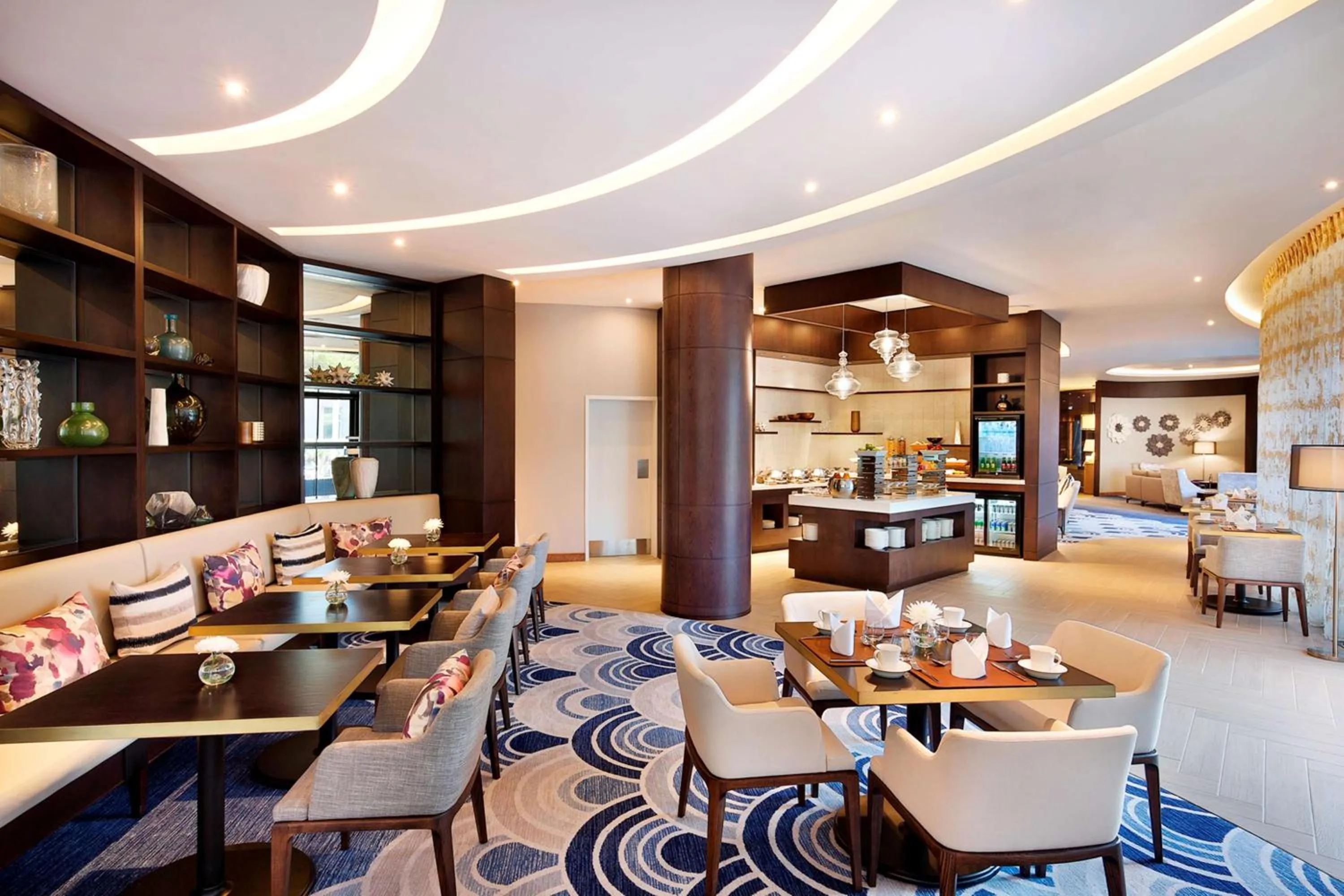 Lobby or reception in Hilton Durban