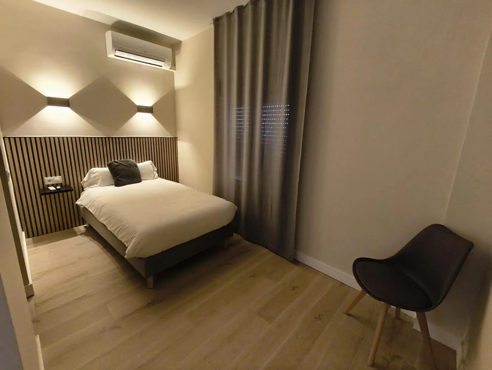 Bed in Hostal El Cruce