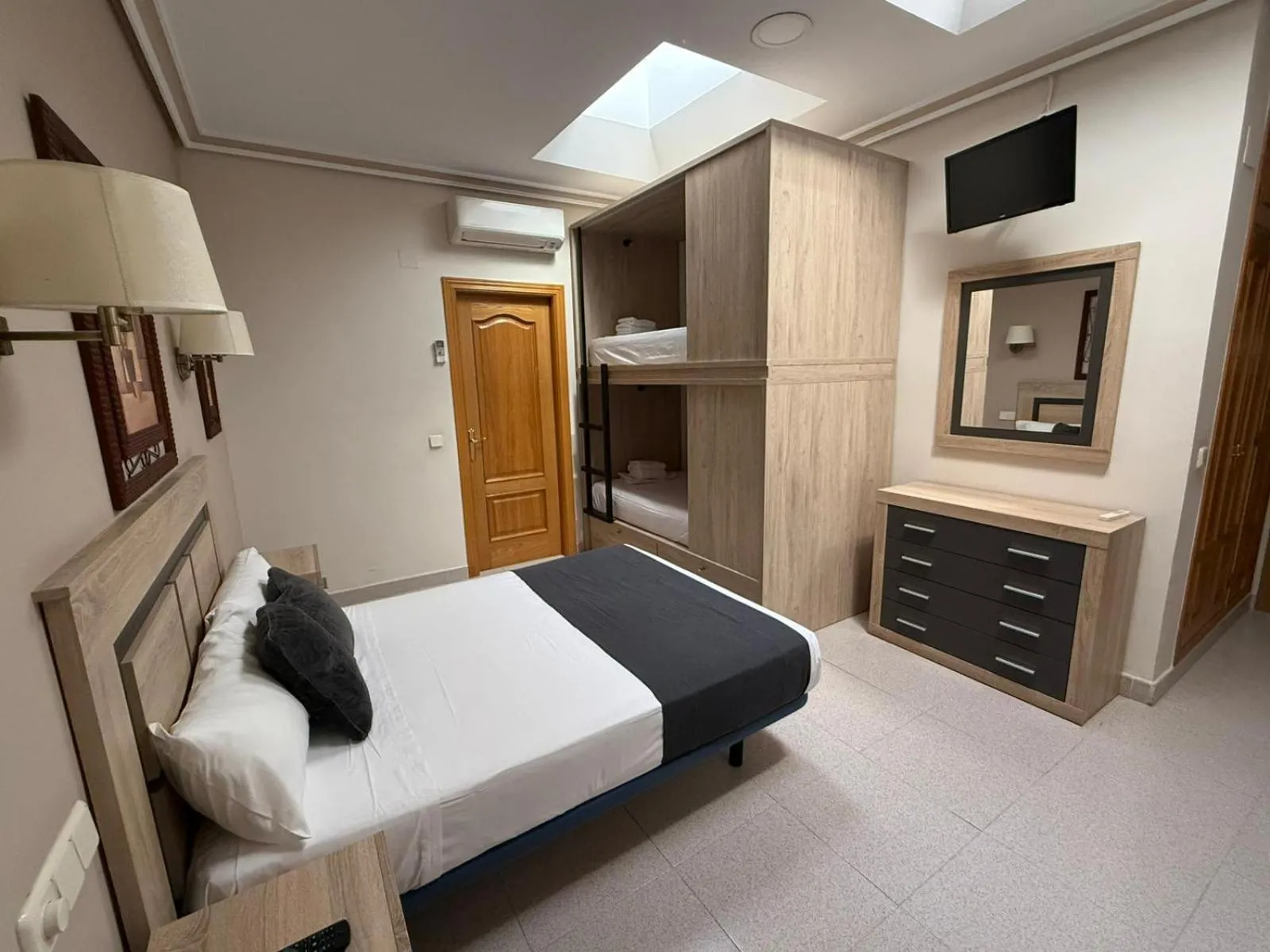 Bed in Hostal El Cruce