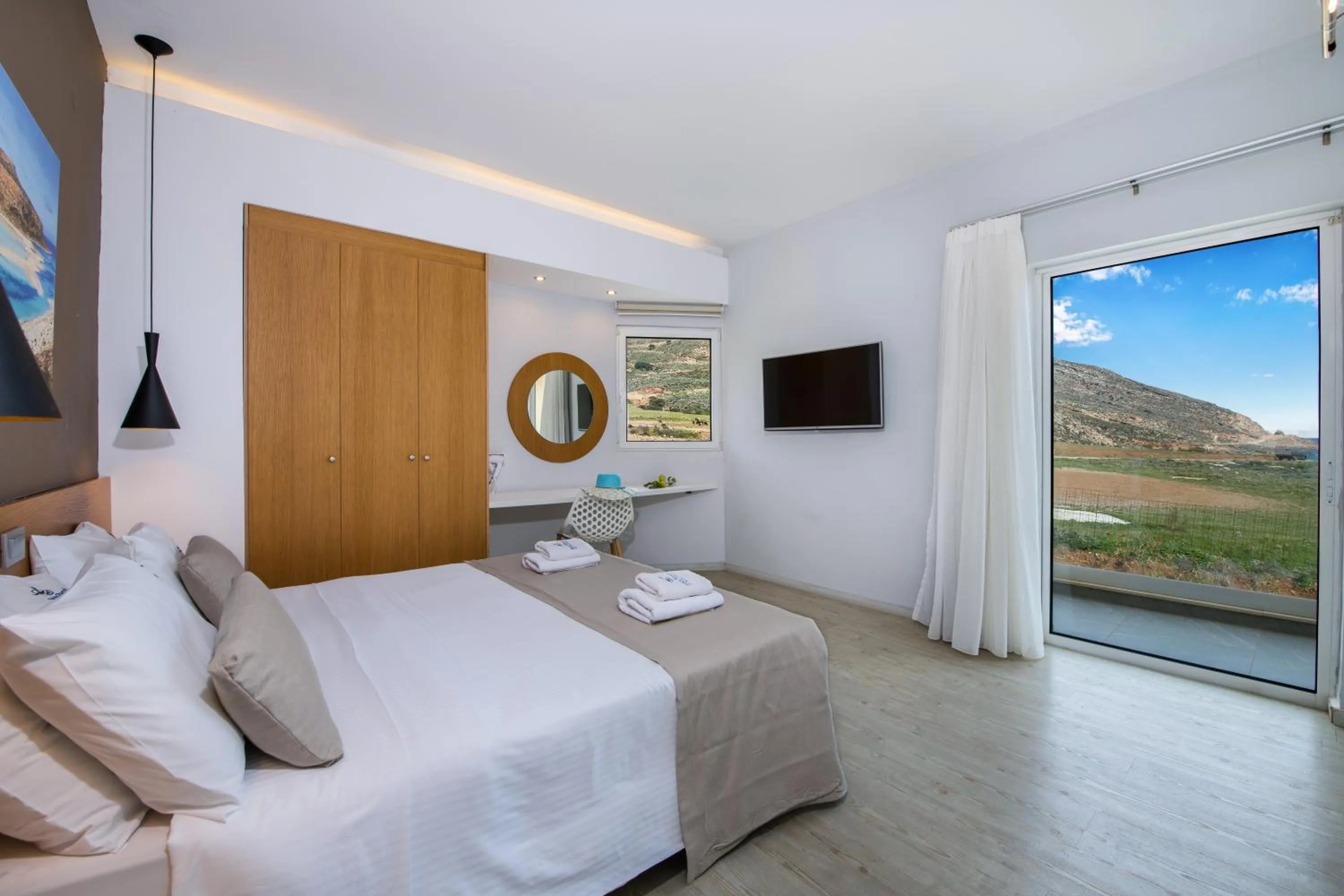 Bedroom in Balos Beach