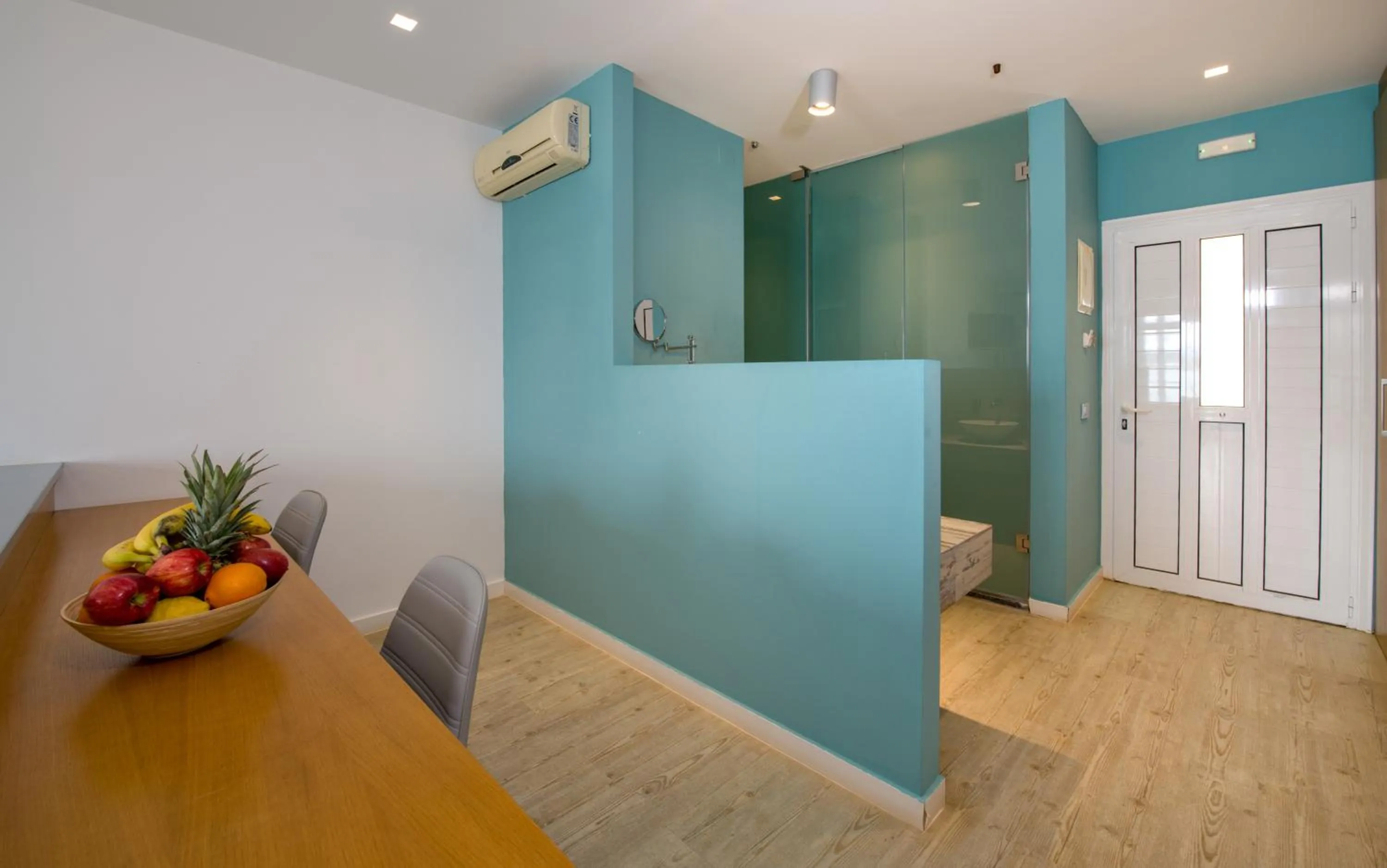 Bathroom in Balos Beach