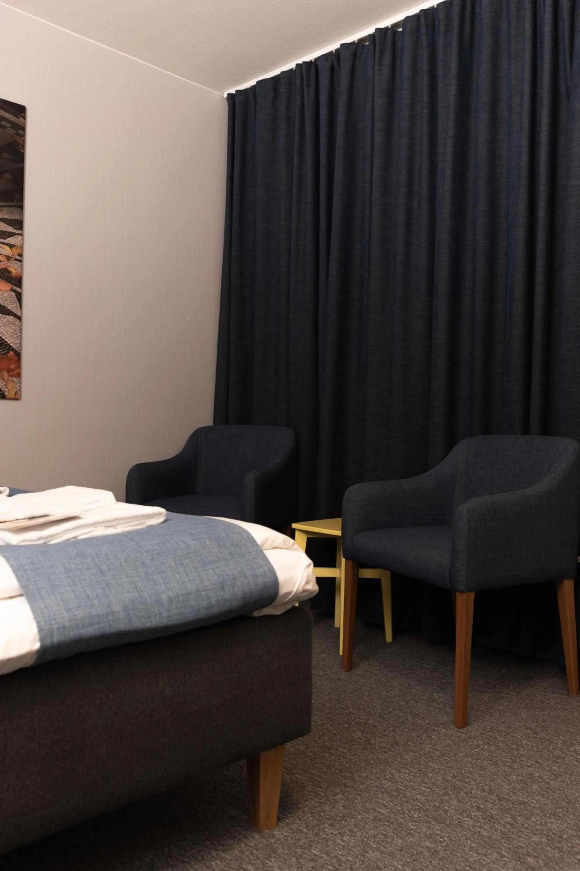 Photo of the whole room, Bed in Karlskoga Hotell & Konferens