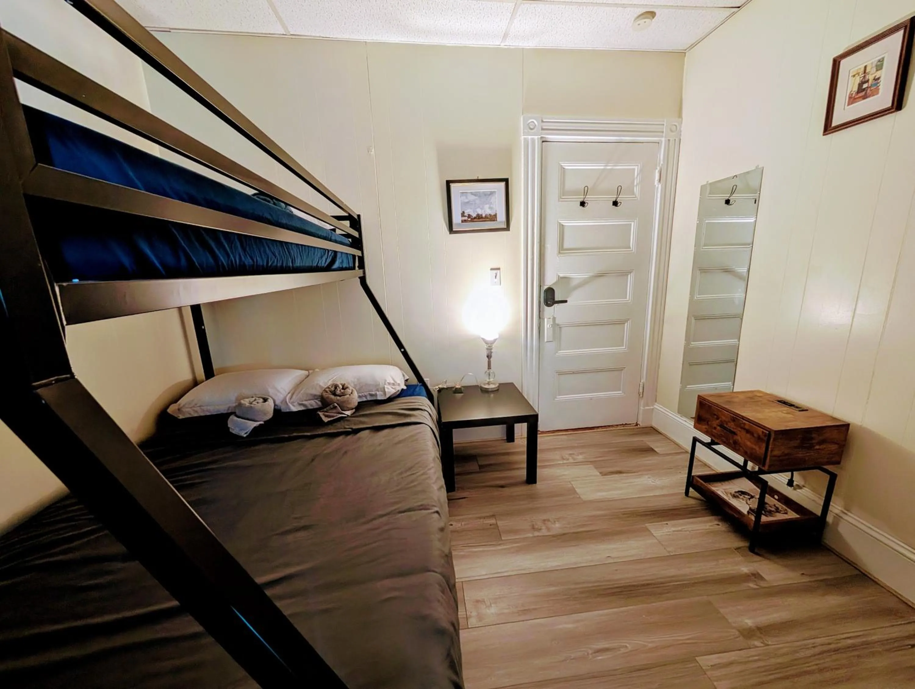 Bed in Boston Homestel