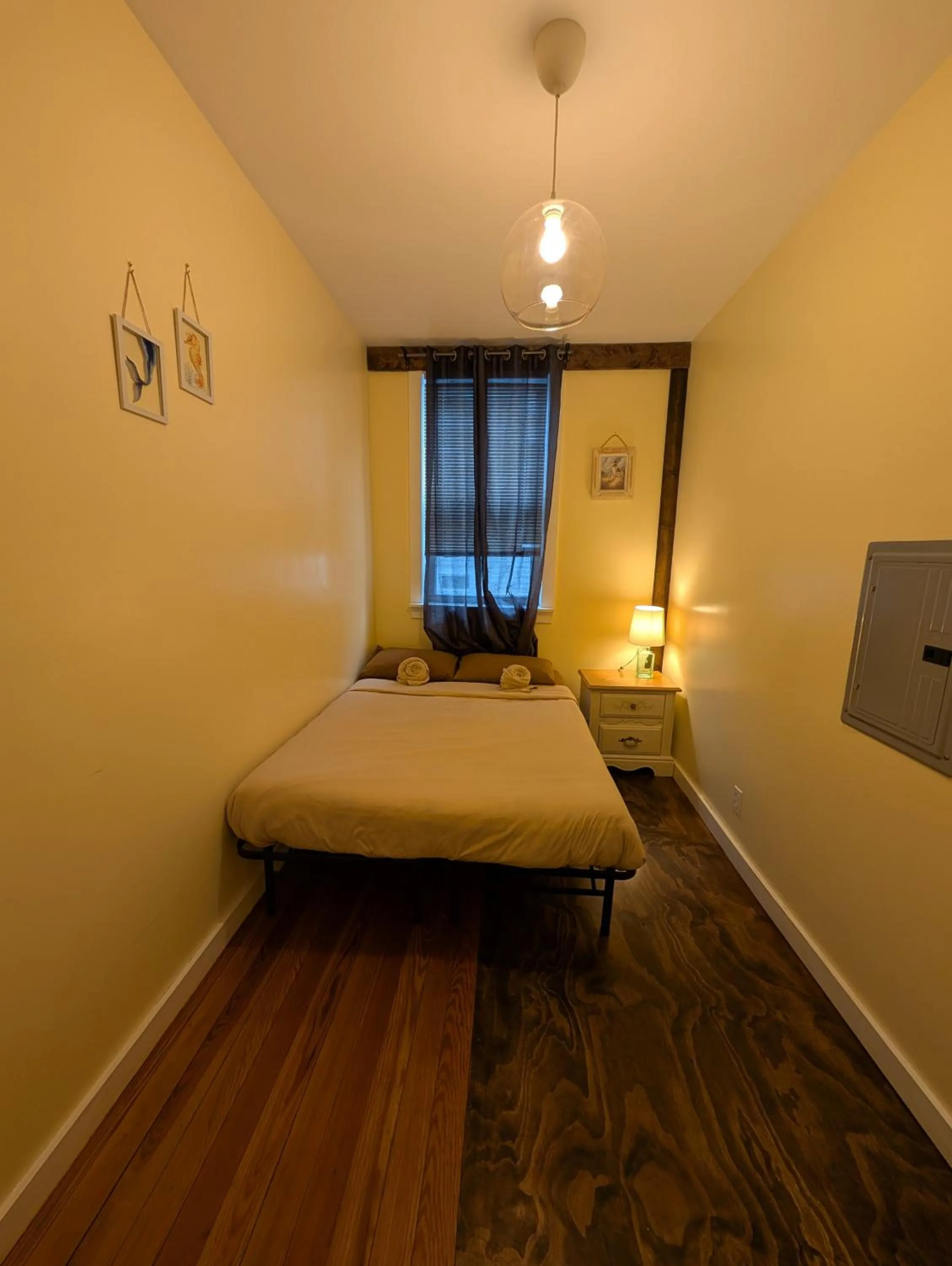 Bed in Boston Homestel
