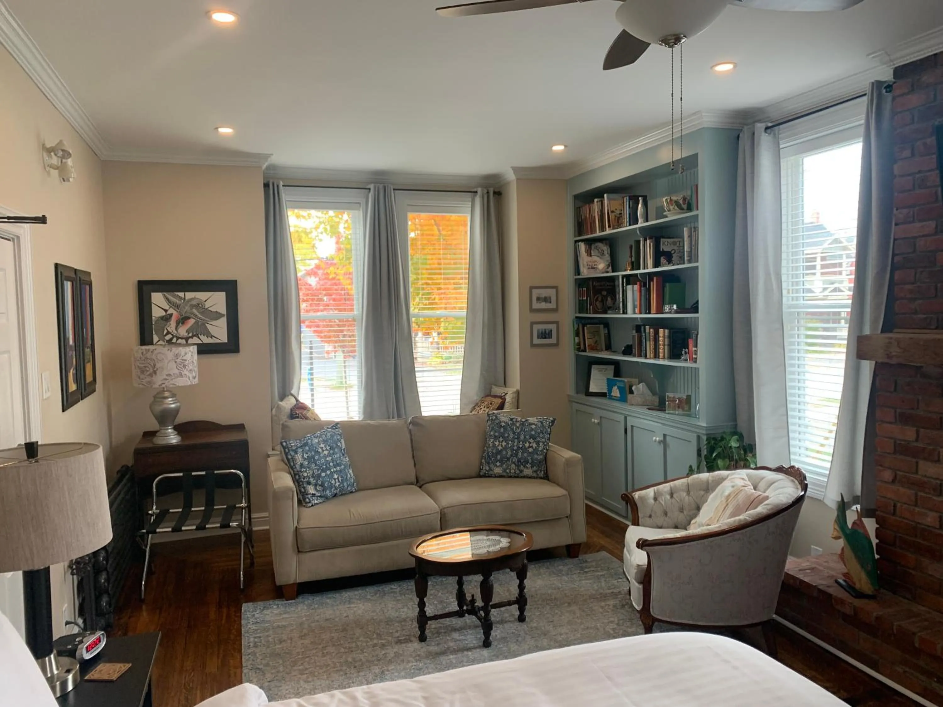 Seaway Manor B&B