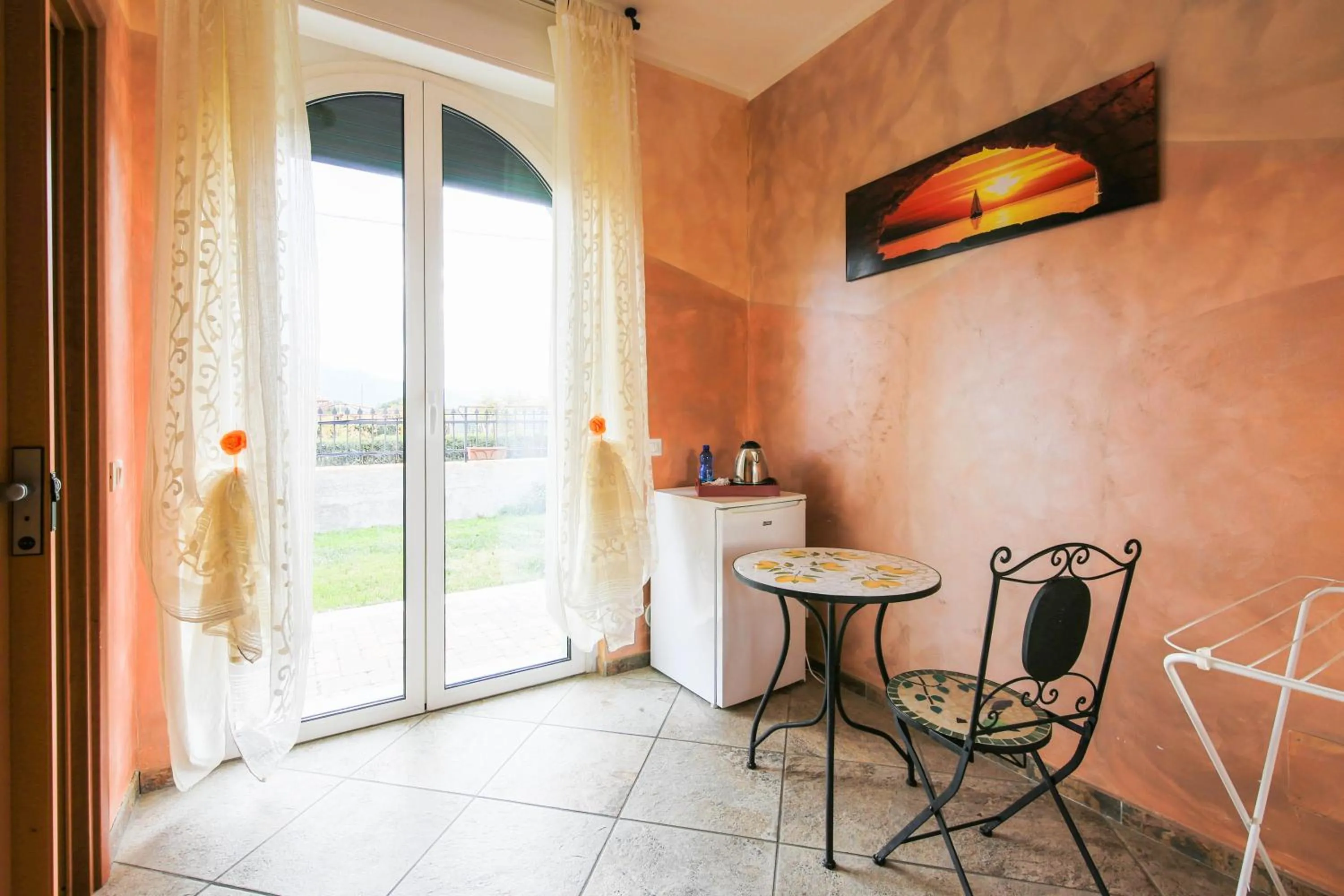 Coffee/tea facilities in Villamir B&B