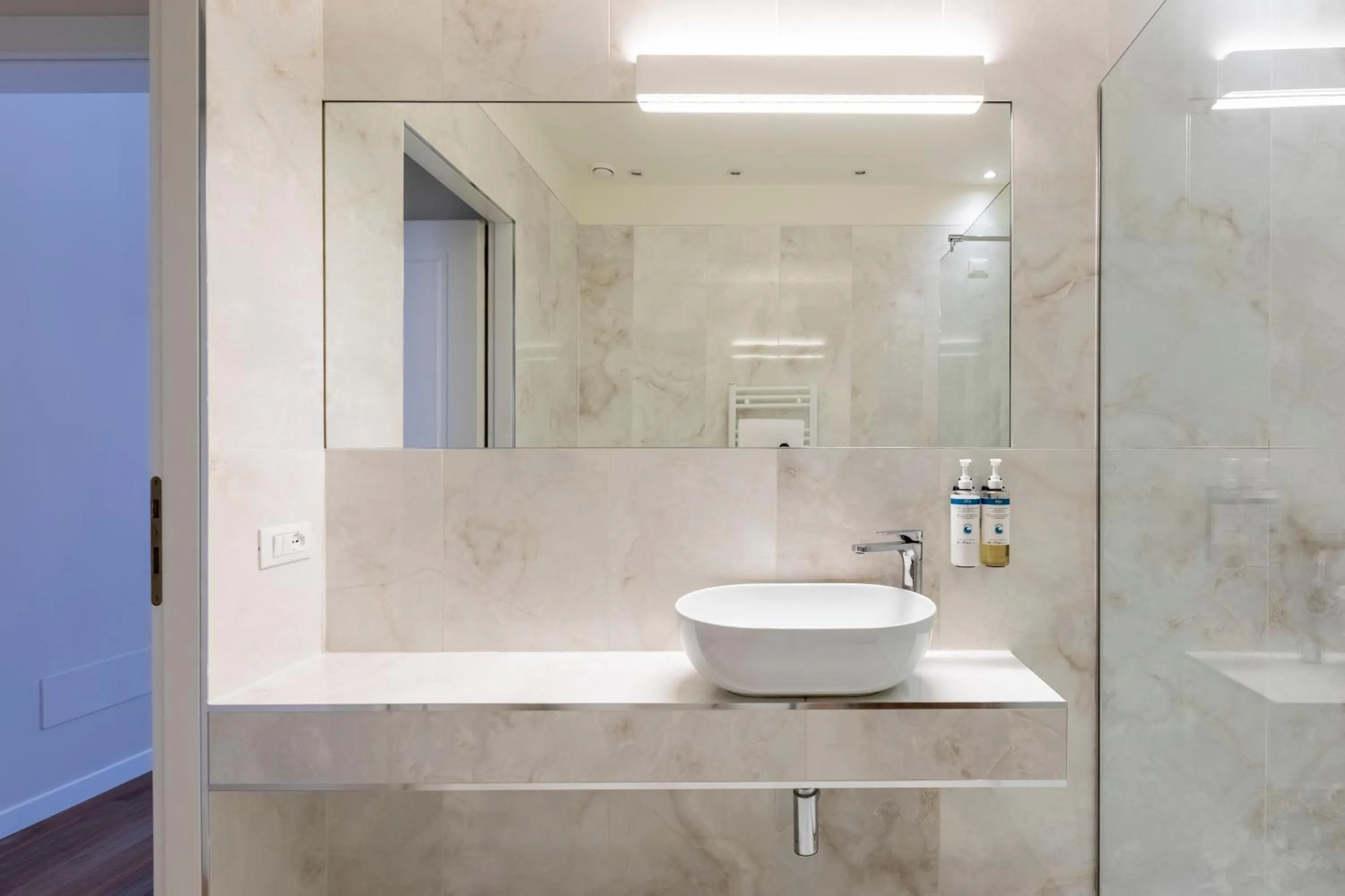 Bathroom in Numa Venice Palazzo Orseolo