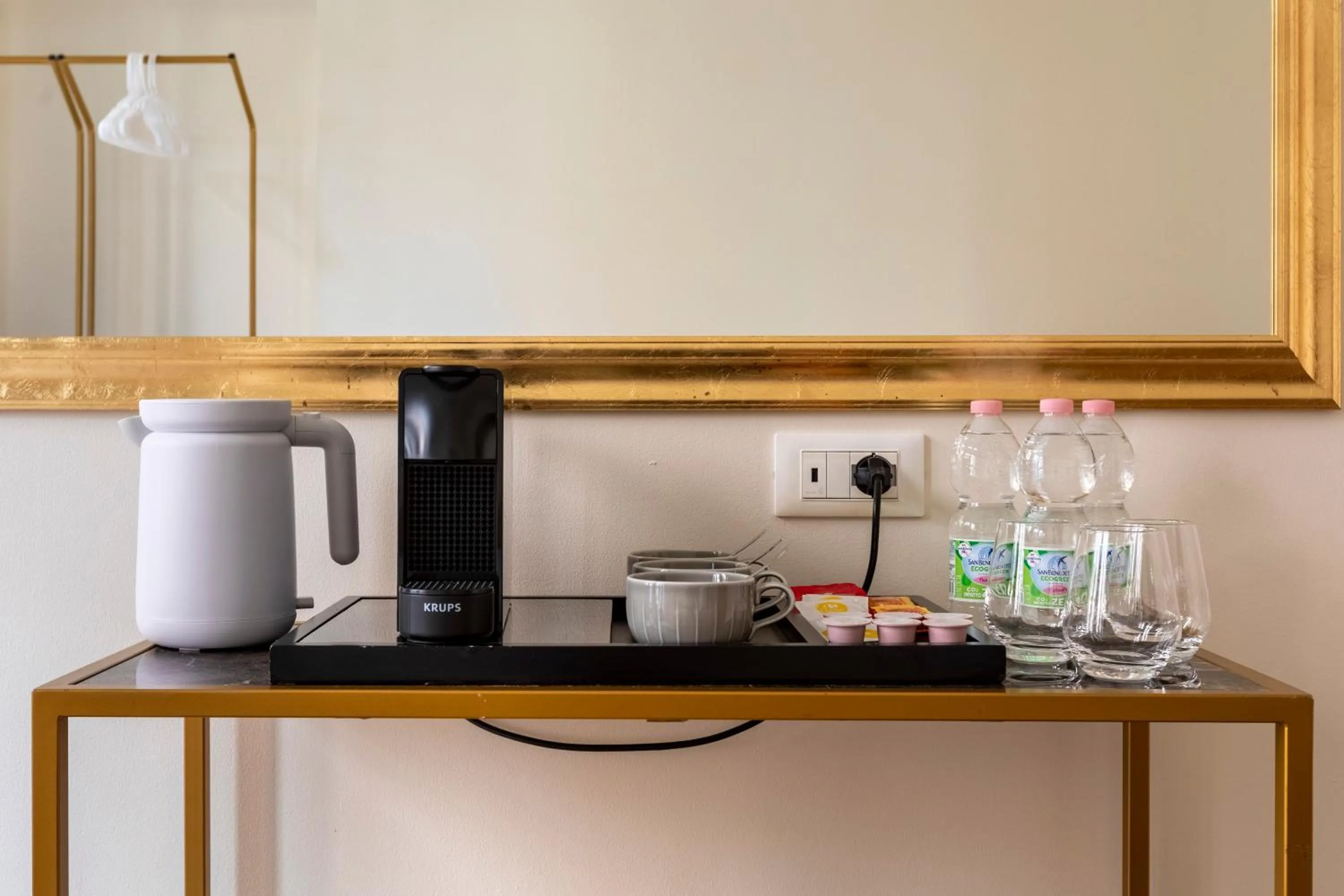 Coffee/tea facilities in Numa Venice Palazzo Orseolo