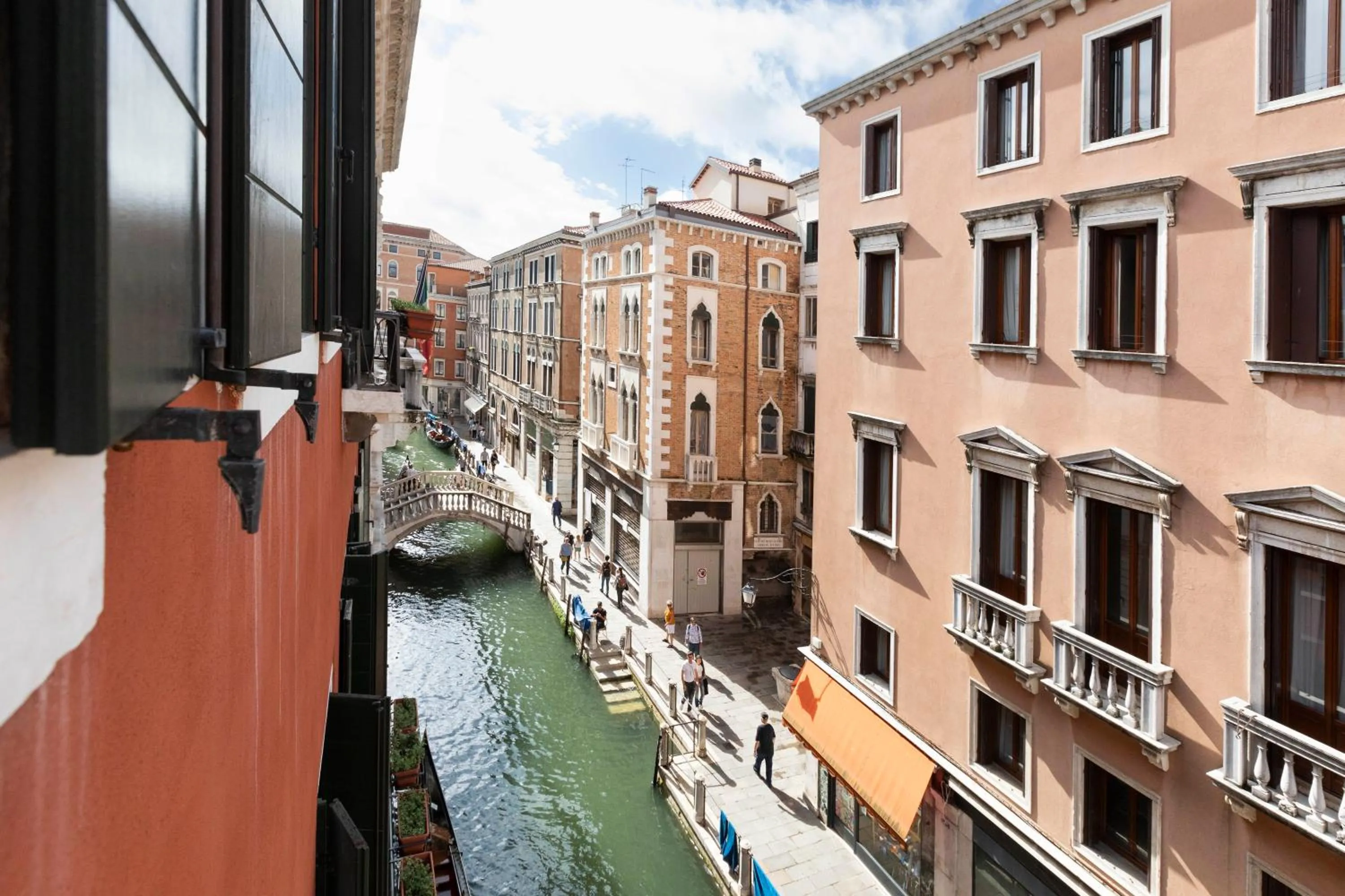 City view in Numa Venice Palazzo Orseolo