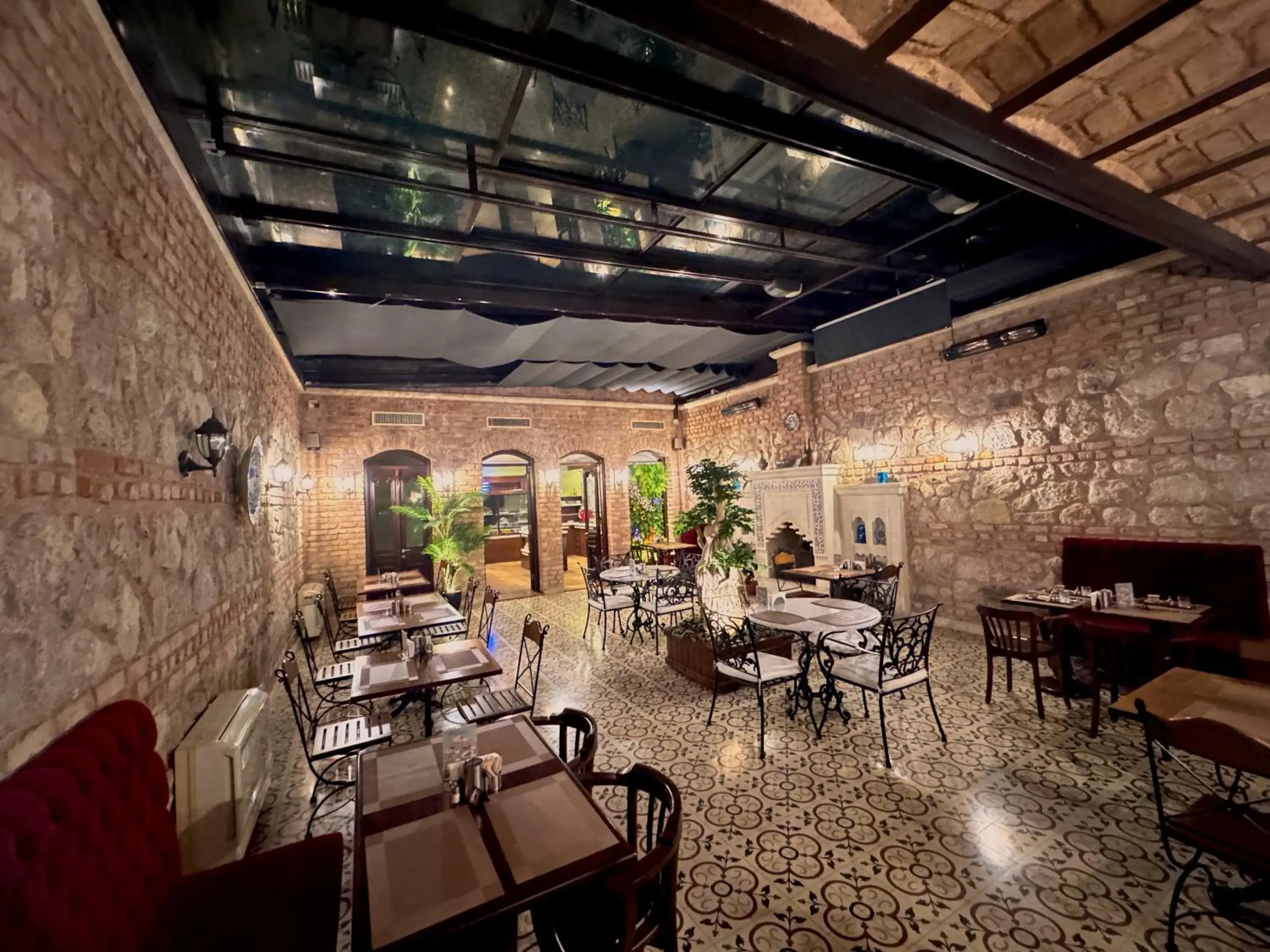 Restaurant/places to eat in Celine Hotel - Ottoman Mansion Restaurant/places to eat in Celine Hotel - Ottoman Mansion