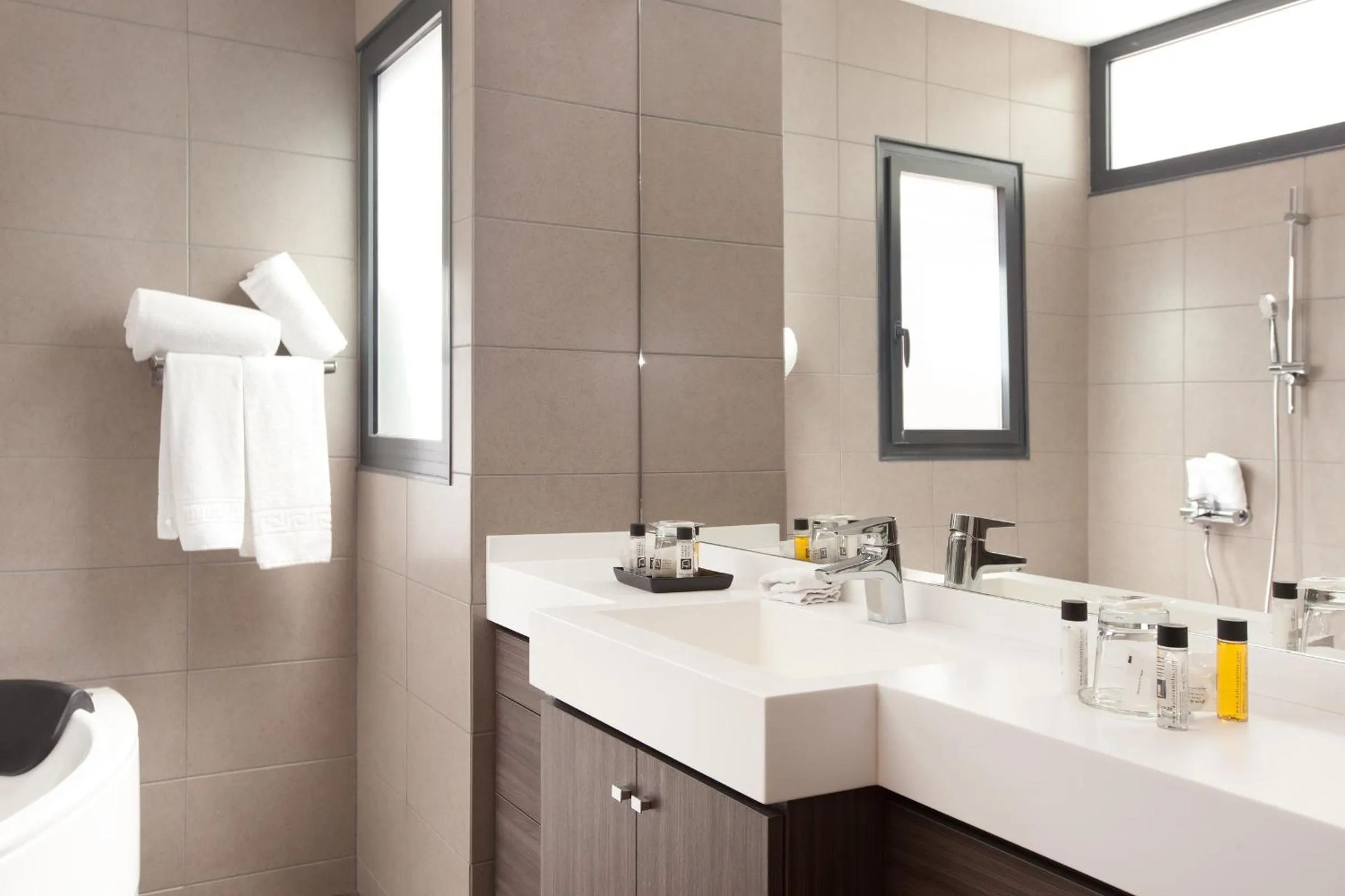 Shower in Dalia Ramblas