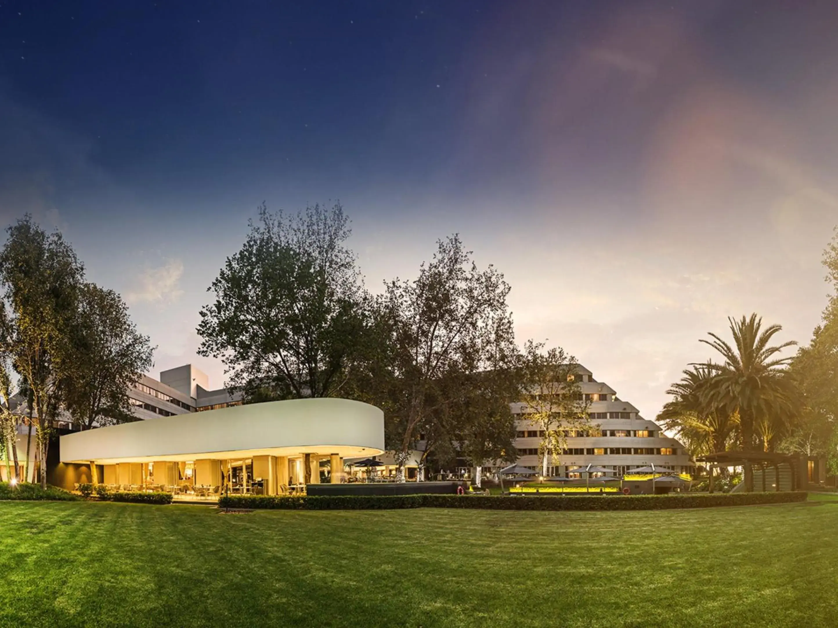 Property building in The Maslow Hotel, Sandton Property building in The Maslow Hotel, Sandton