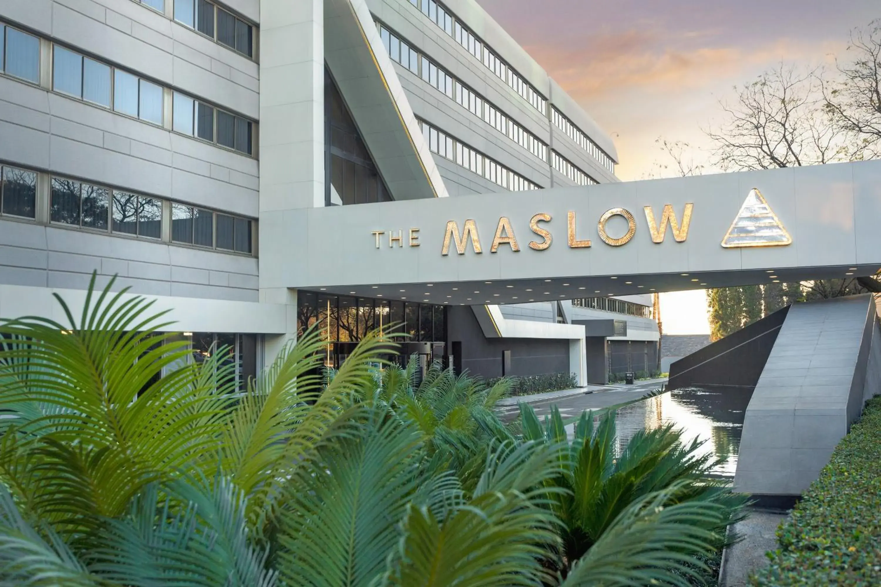 Property building in The Maslow Hotel, Sandton Property building in The Maslow Hotel, Sandton