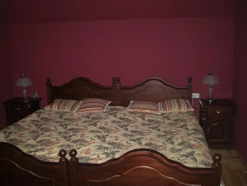 Bed in Dom Bankietowy Arkadia