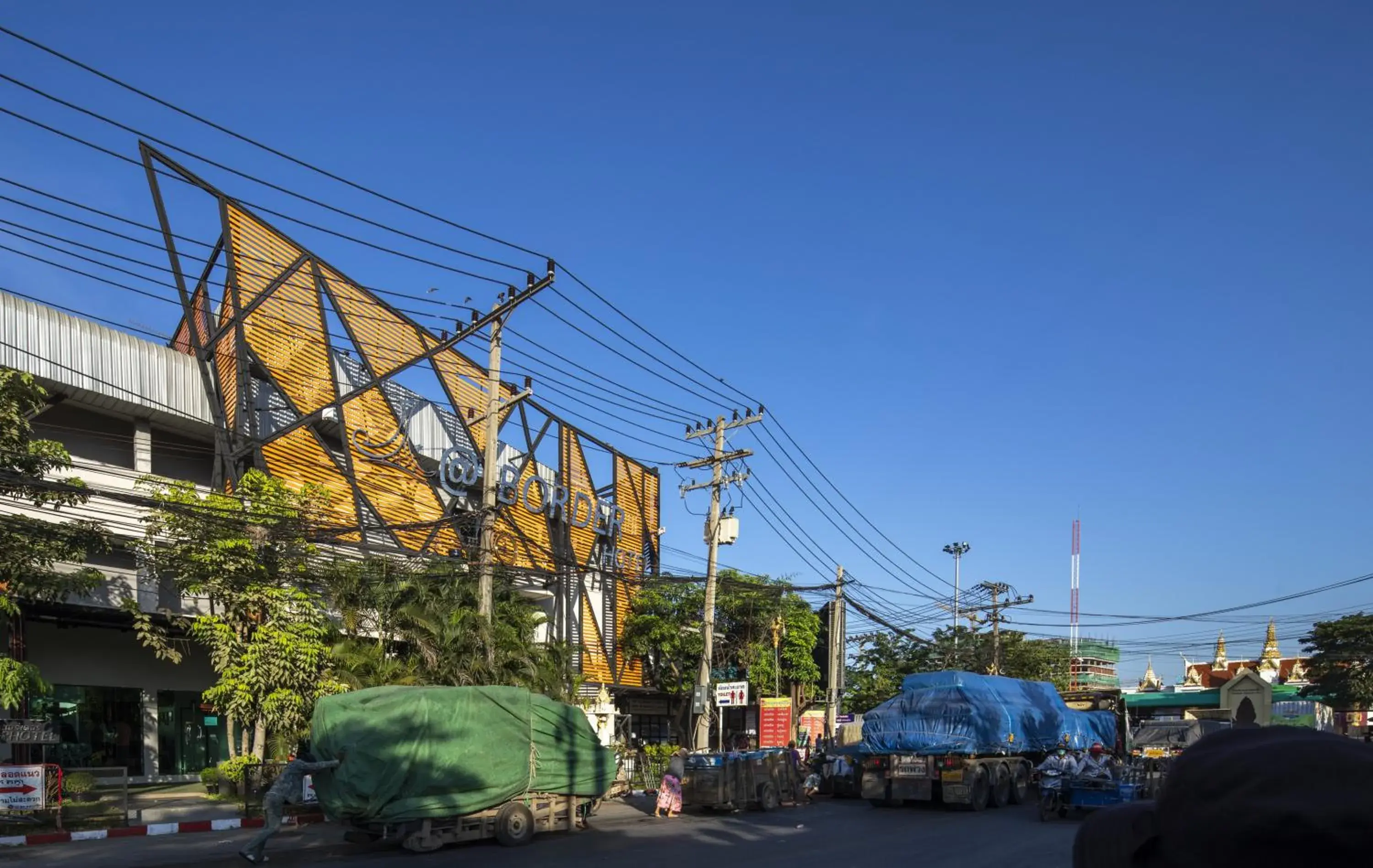 Property building in @ Border Hotel, Aranyaprateth Property building in @ Border Hotel, Aranyaprateth