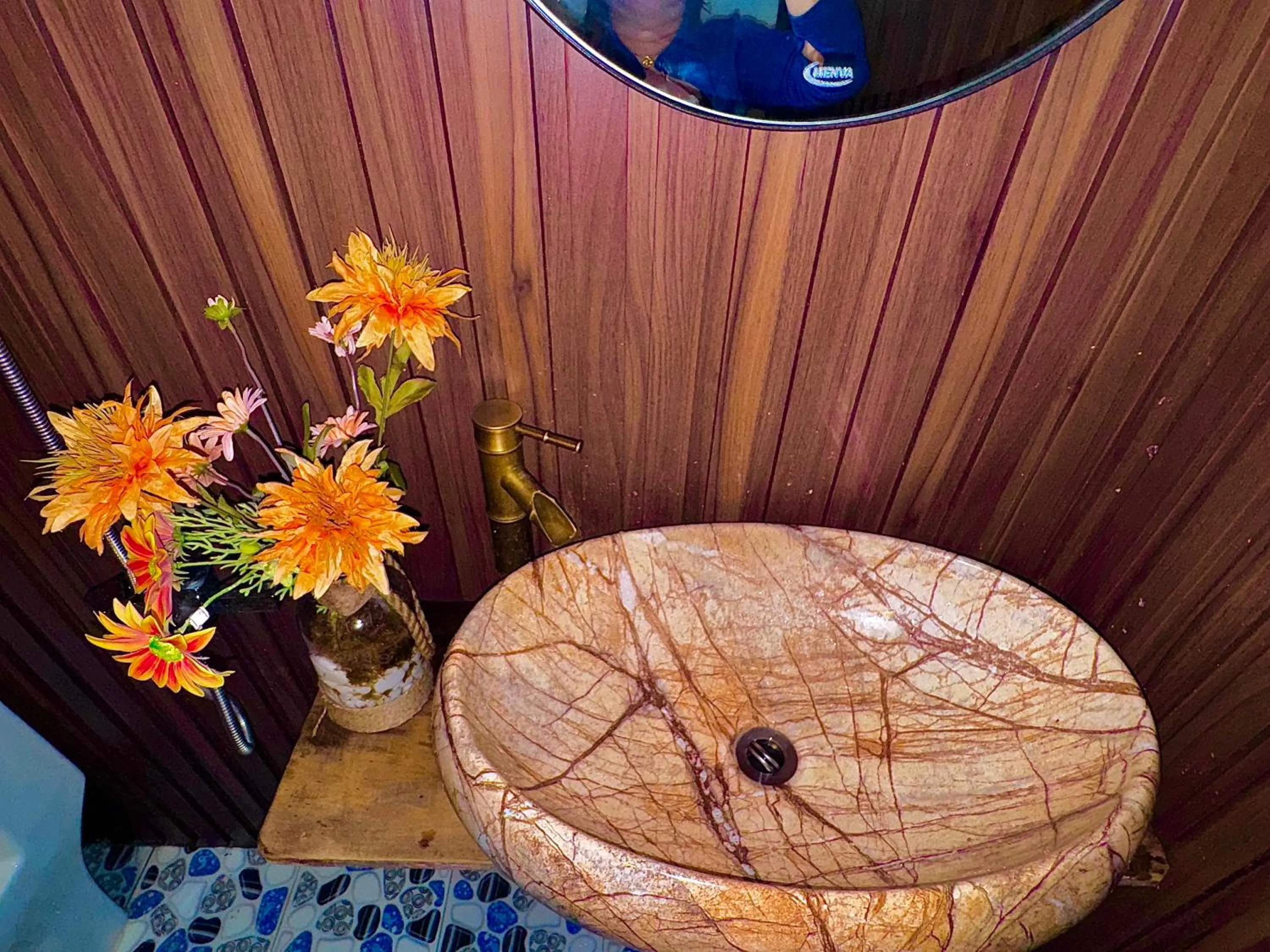 Shower in Surelee Homestay