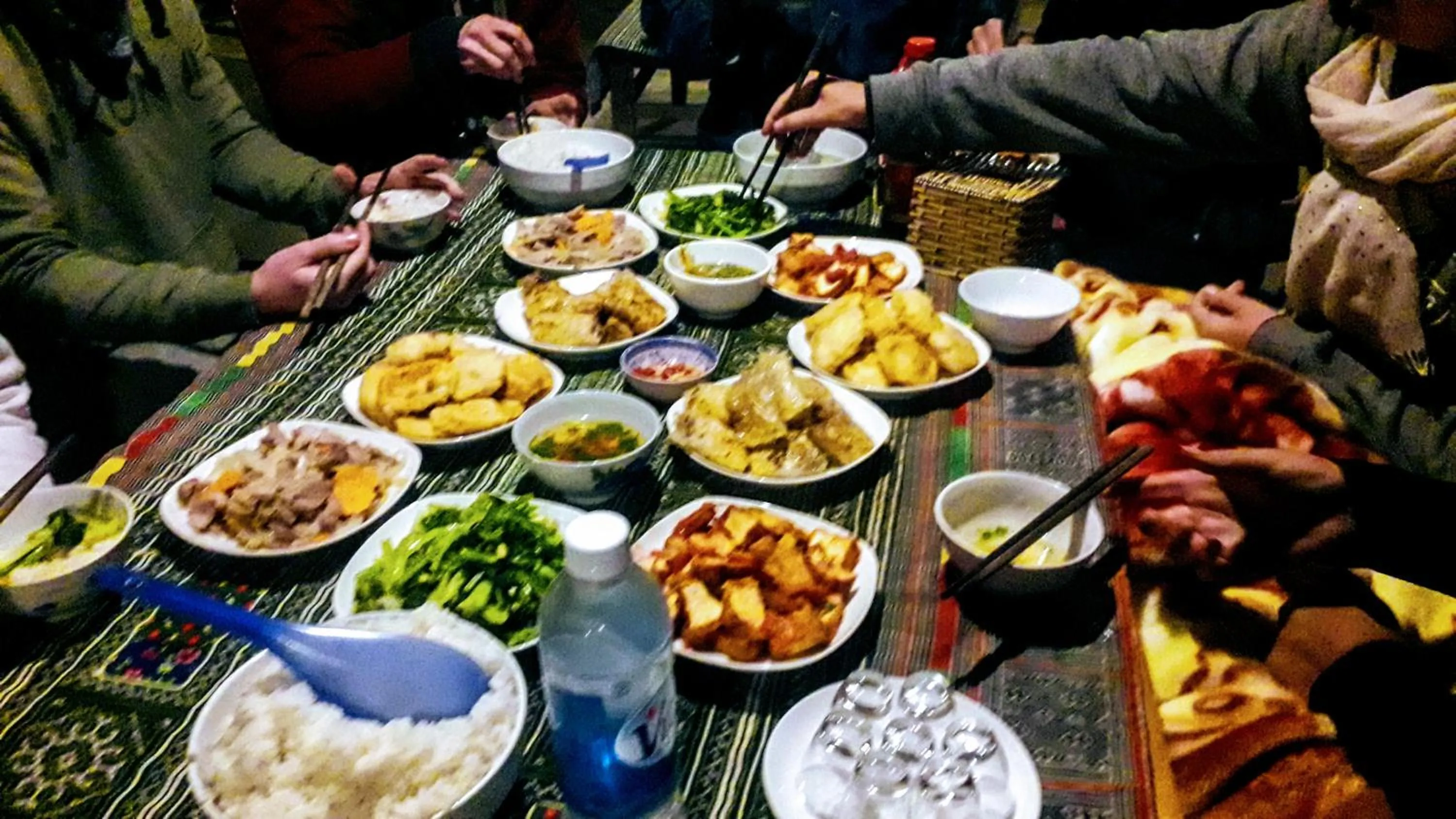 Restaurant/places to eat in Surelee Homestay