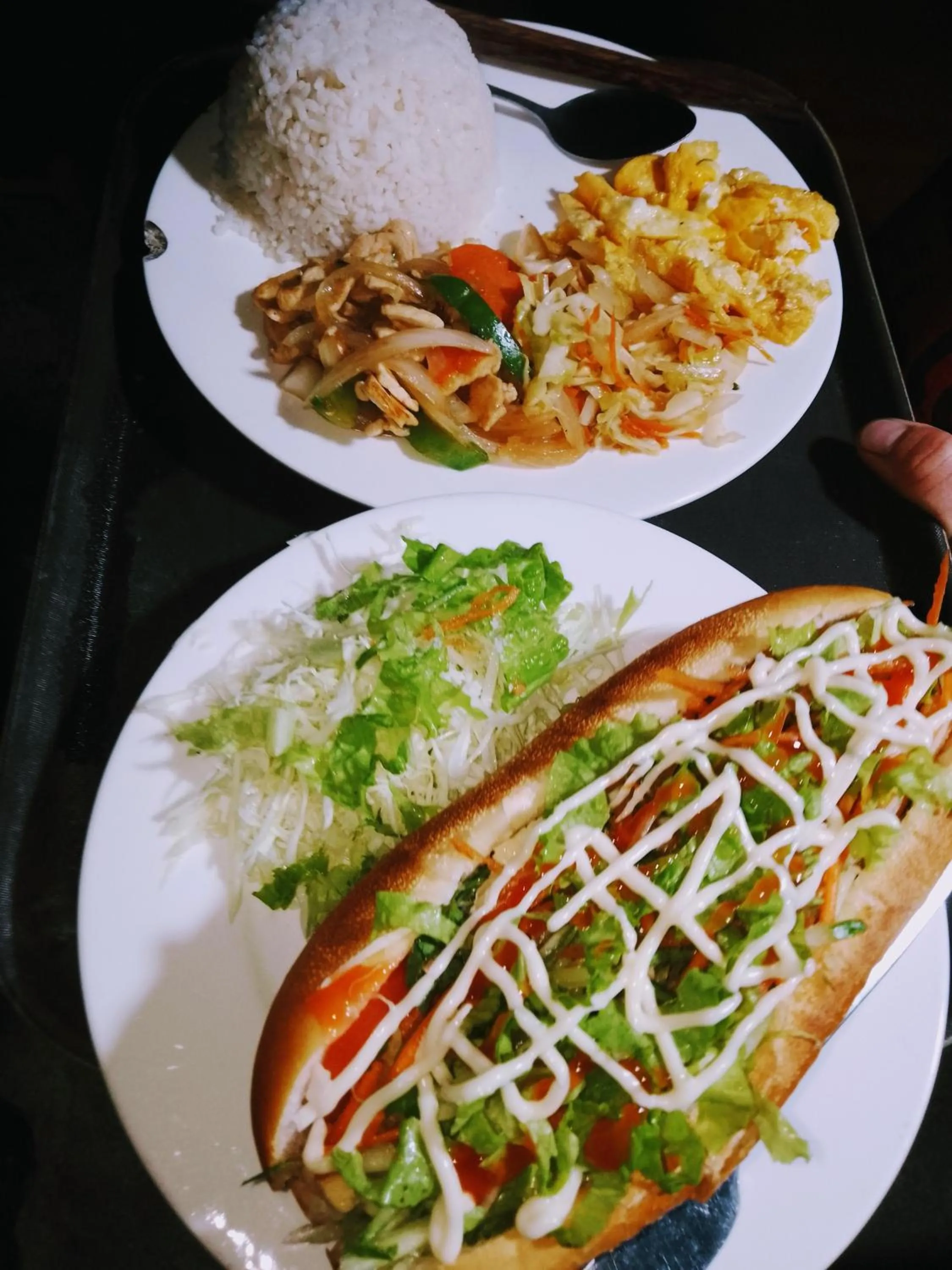 Restaurant/places to eat in Surelee Homestay