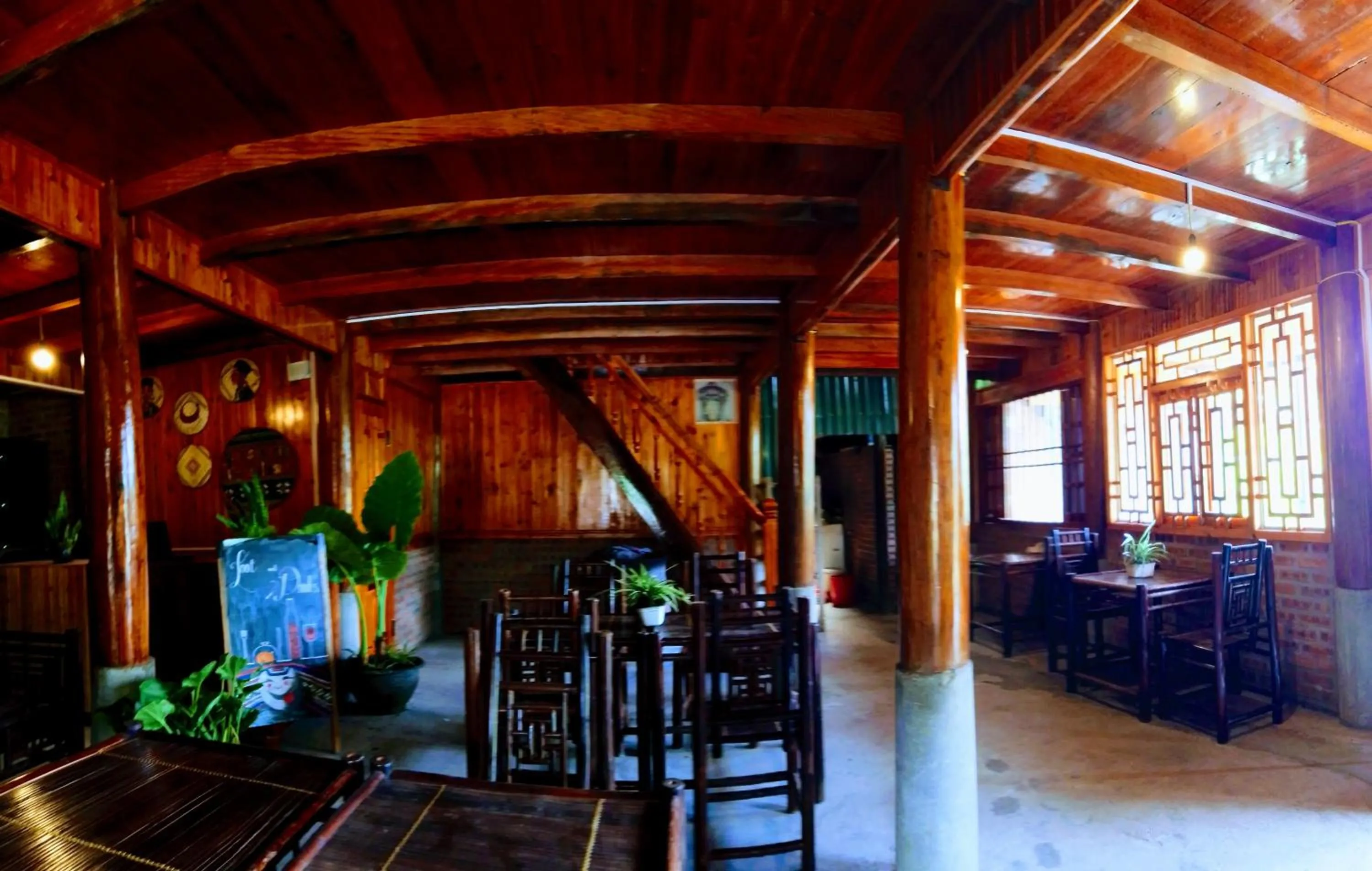 Restaurant/places to eat in Surelee Homestay