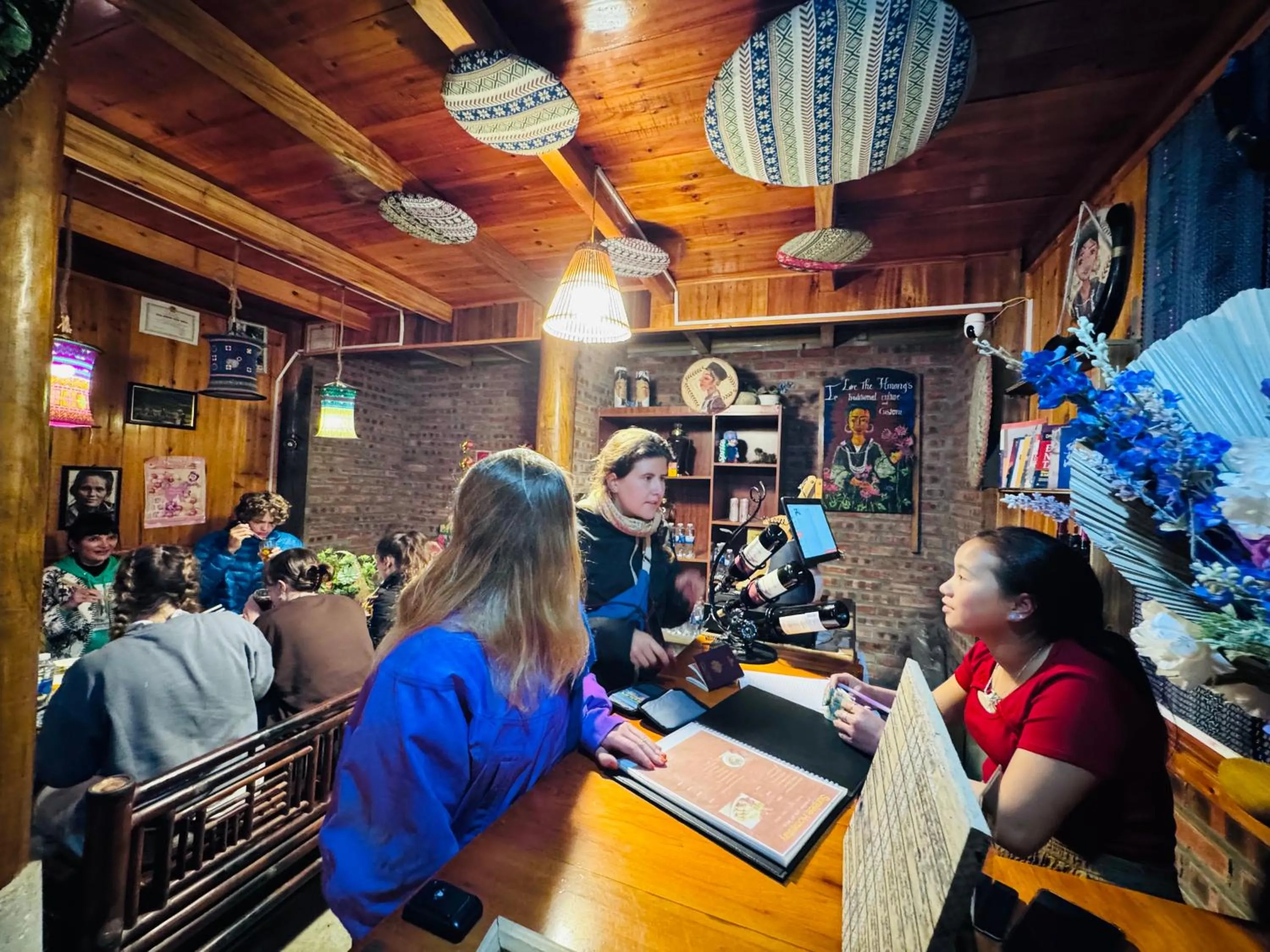 Restaurant/places to eat in Surelee Homestay
