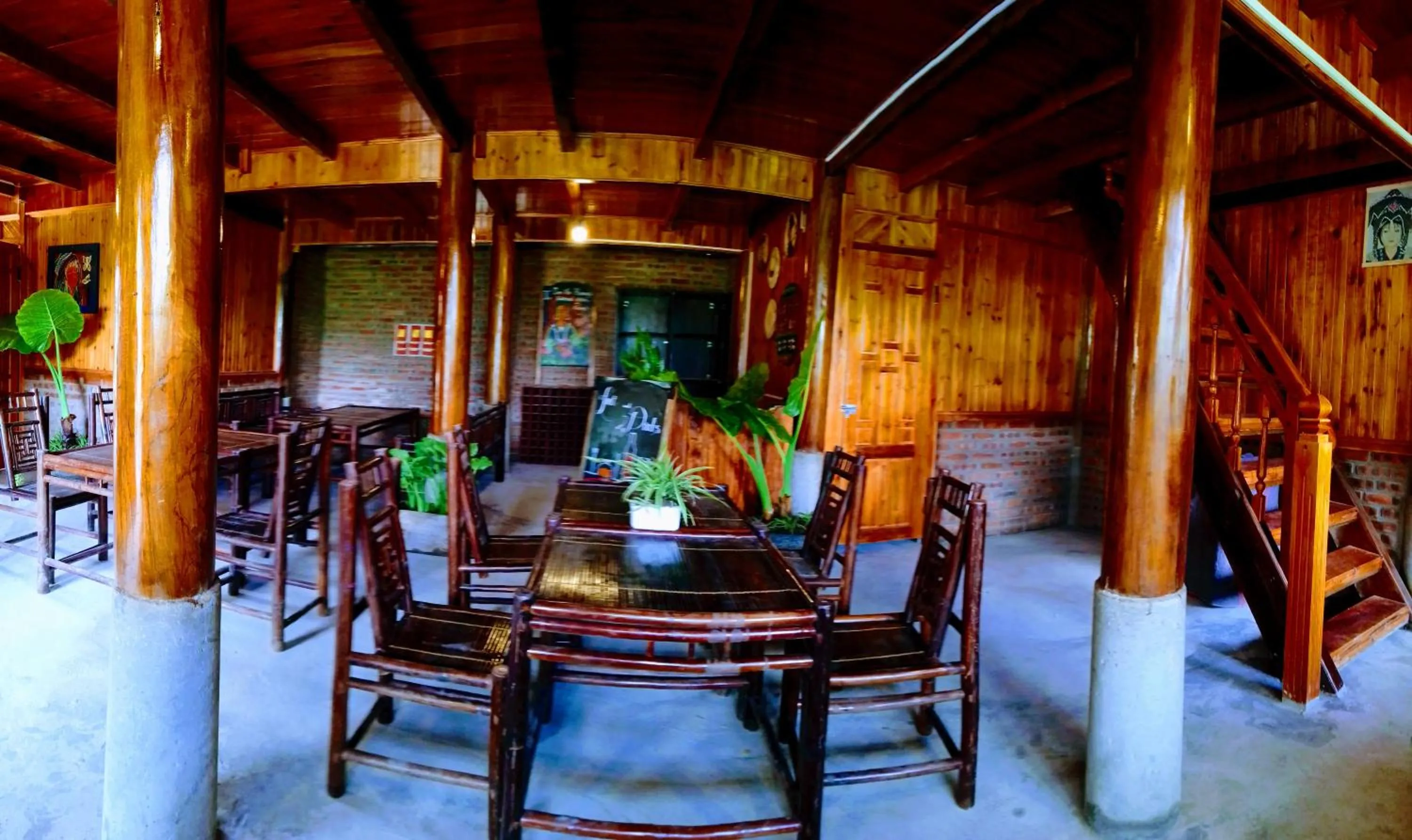 Restaurant/places to eat in Surelee Homestay