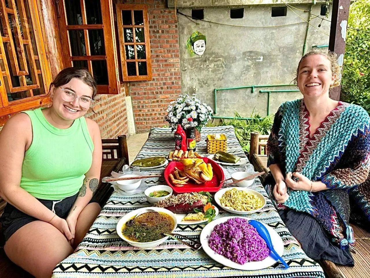 Restaurant/places to eat in Surelee Homestay