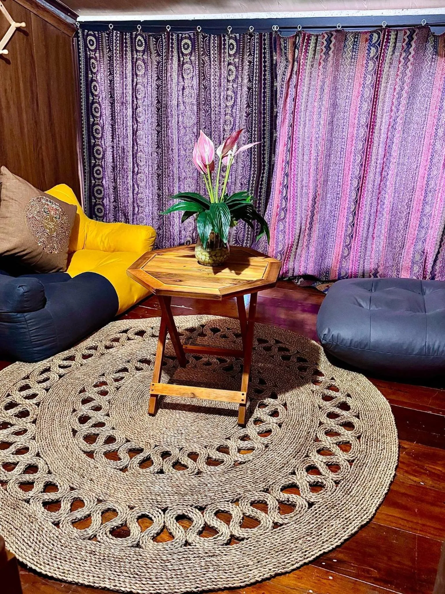 Seating area in Surelee Homestay