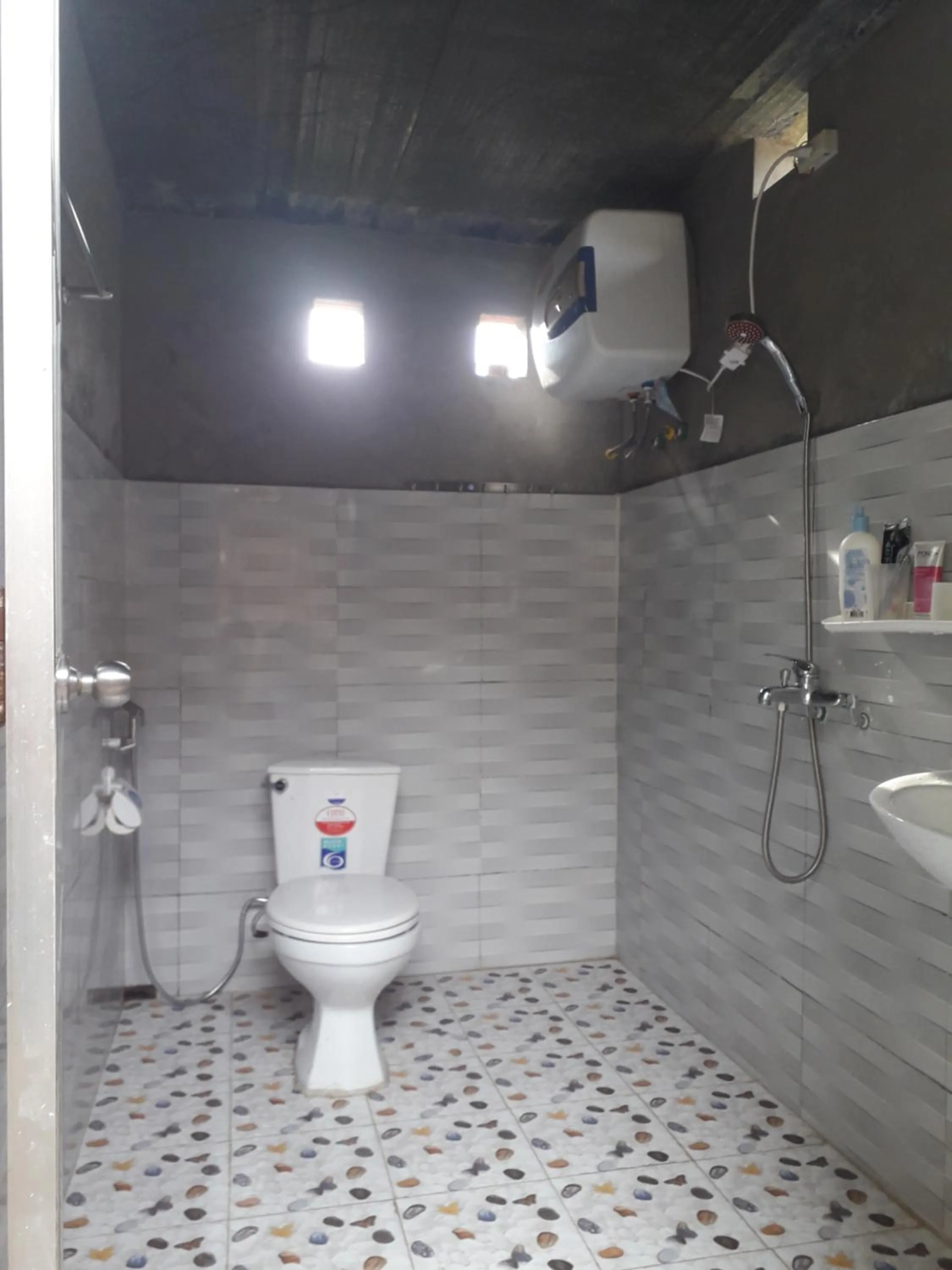 Toilet in Surelee Homestay