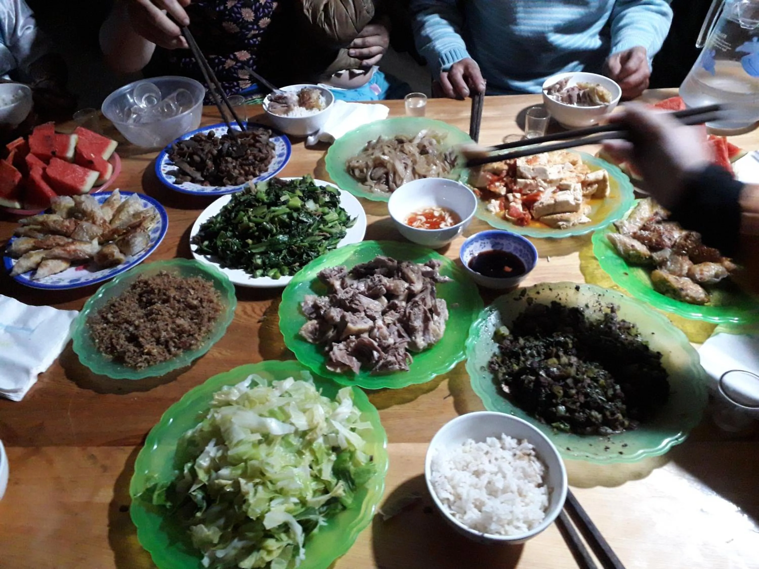 Restaurant/places to eat in Surelee Homestay