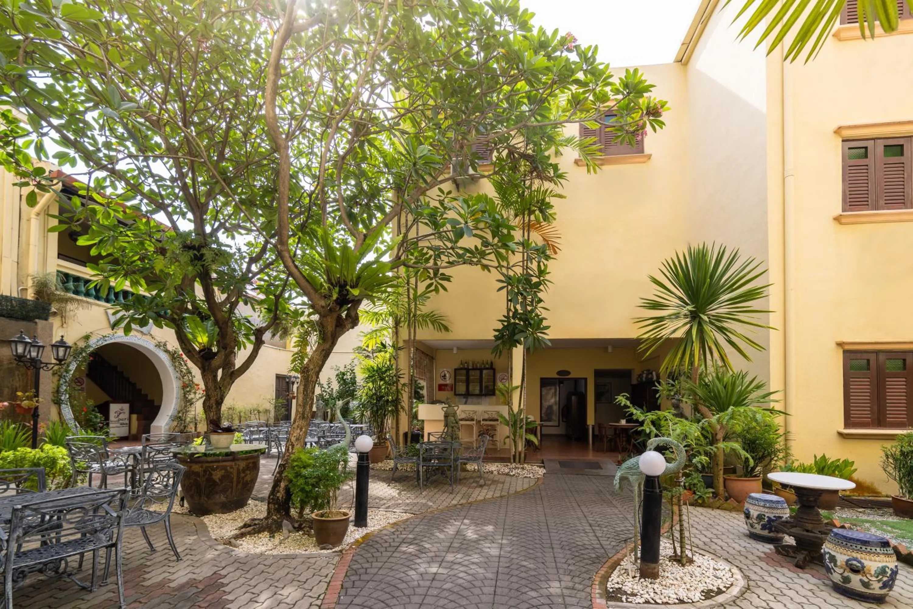 Restaurant/places to eat in Hotel Puri Melaka