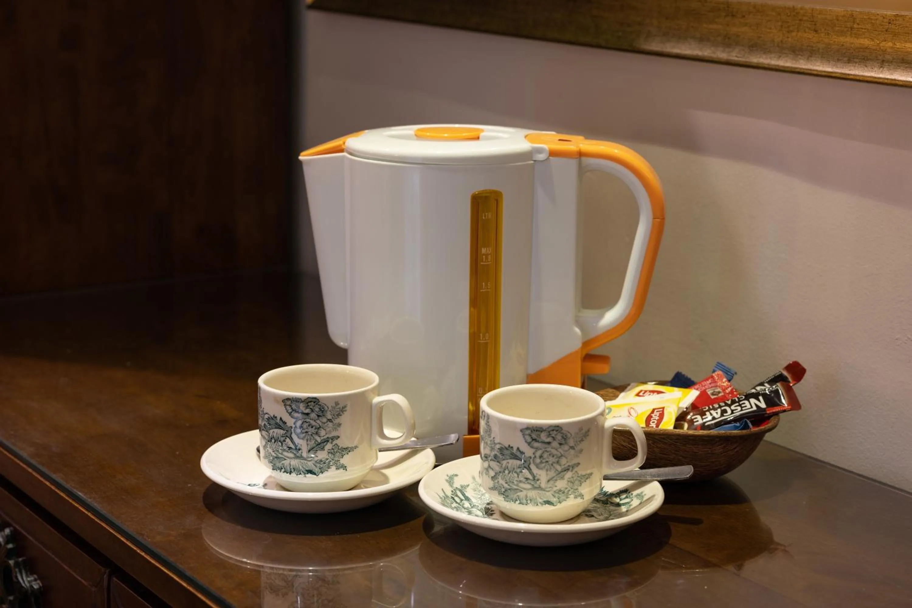 Coffee/tea facilities in Hotel Puri Melaka