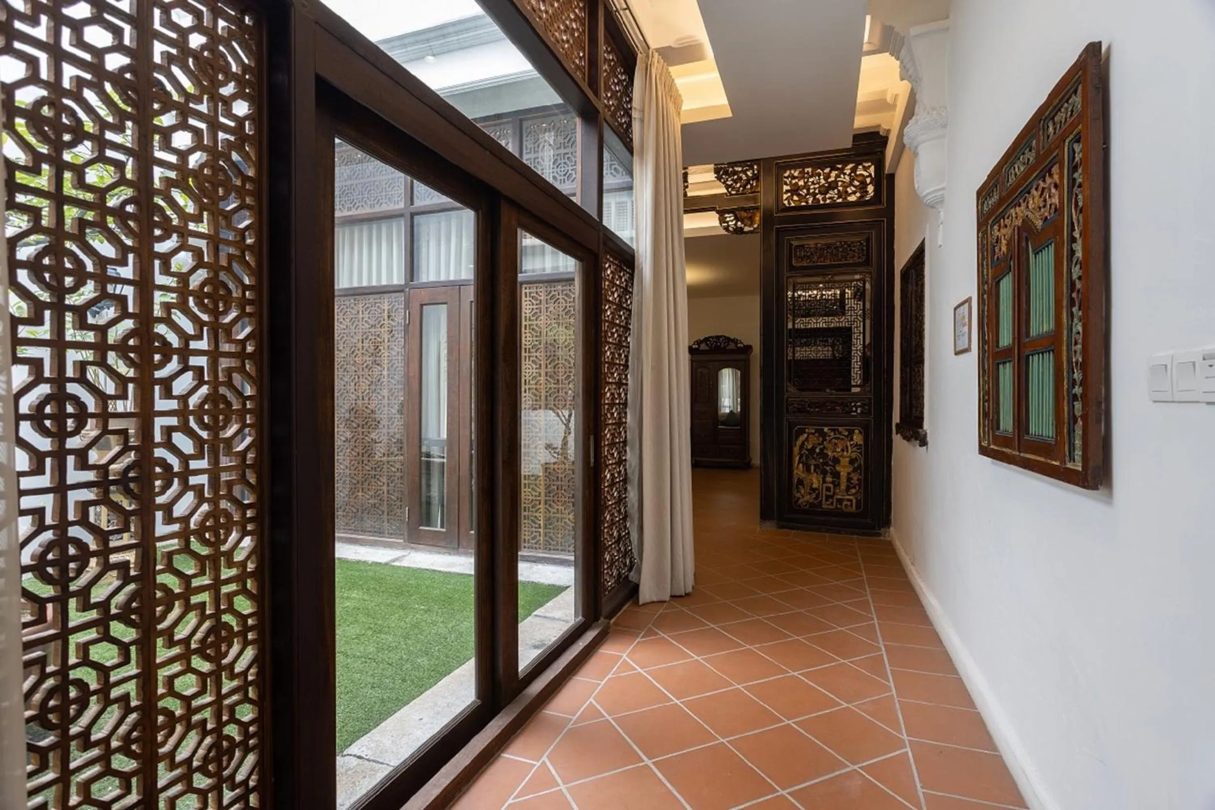 Facade/entrance in Hotel Puri Melaka