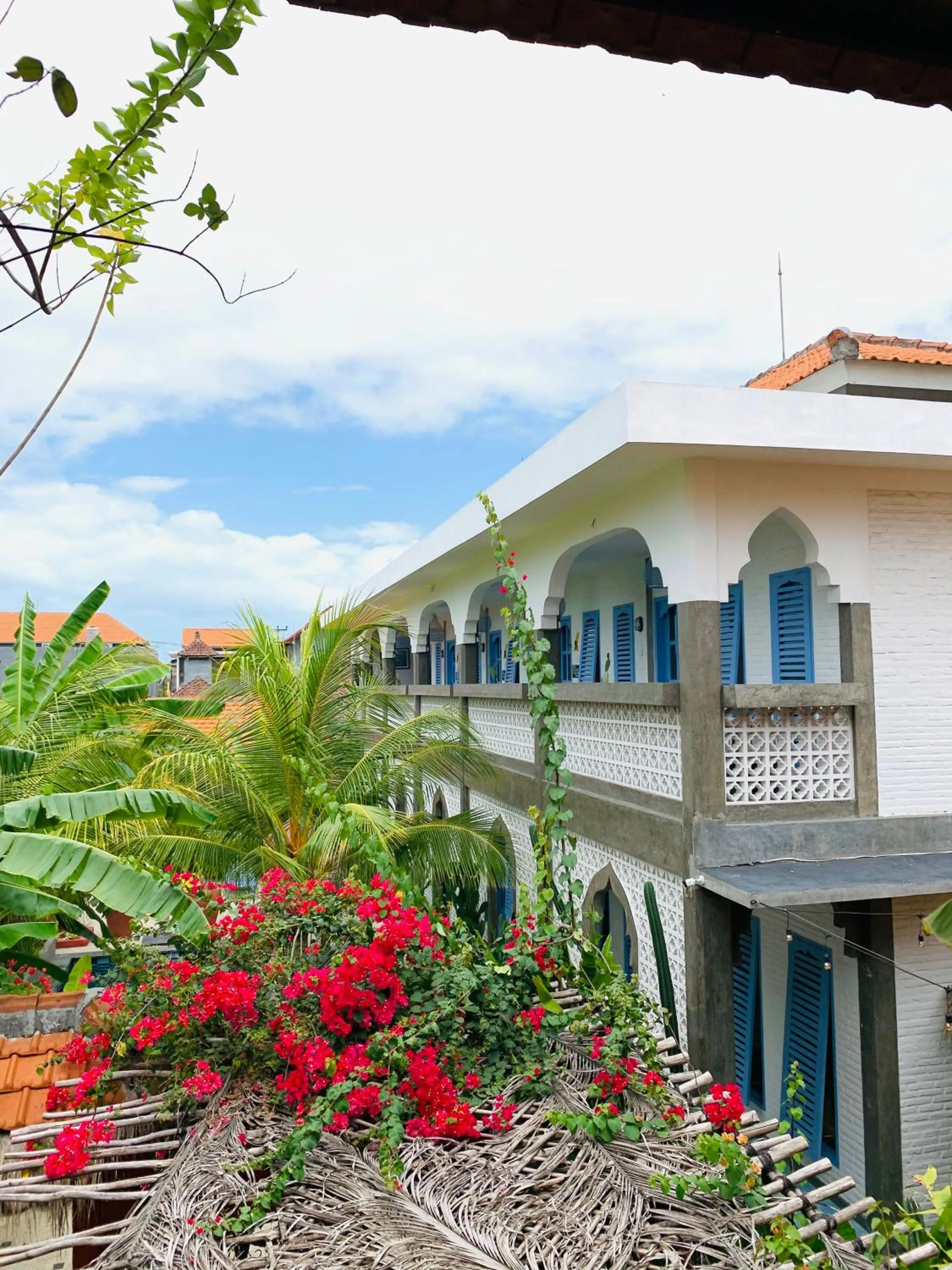 Property building in Sunflower Stay And Surf