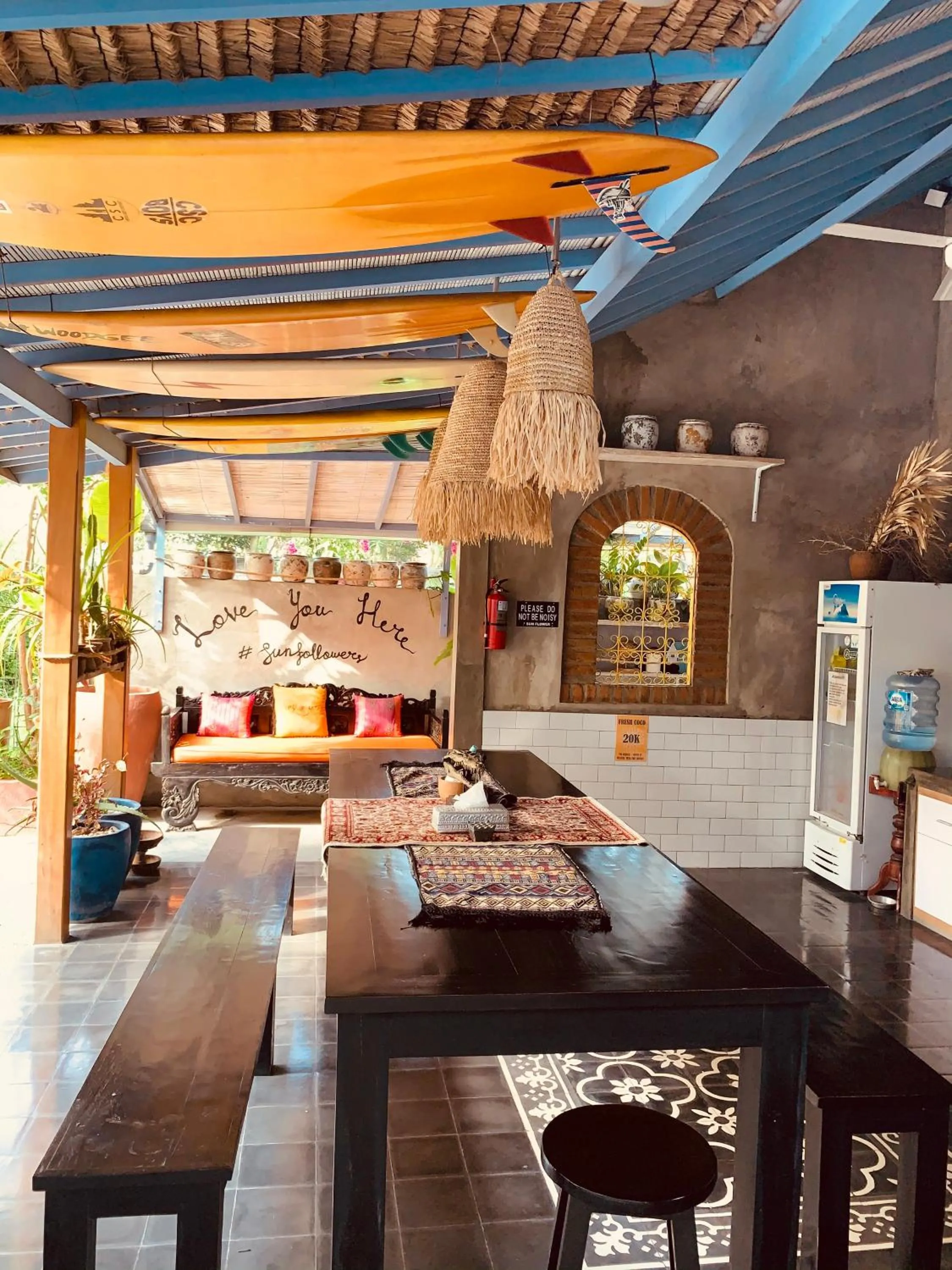 Dining area in Sunflower Stay And Surf