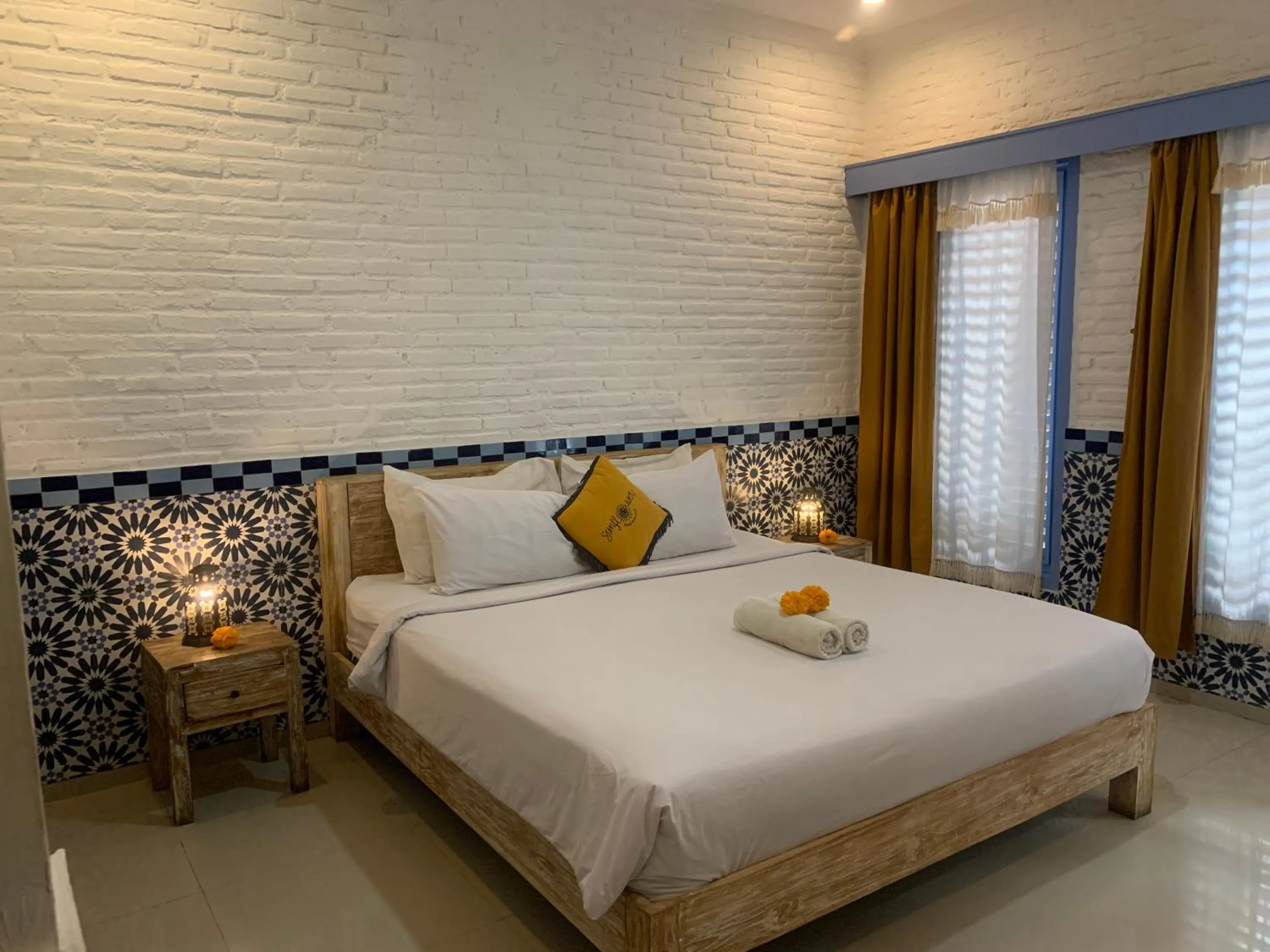 Bed in Sunflower Stay And Surf