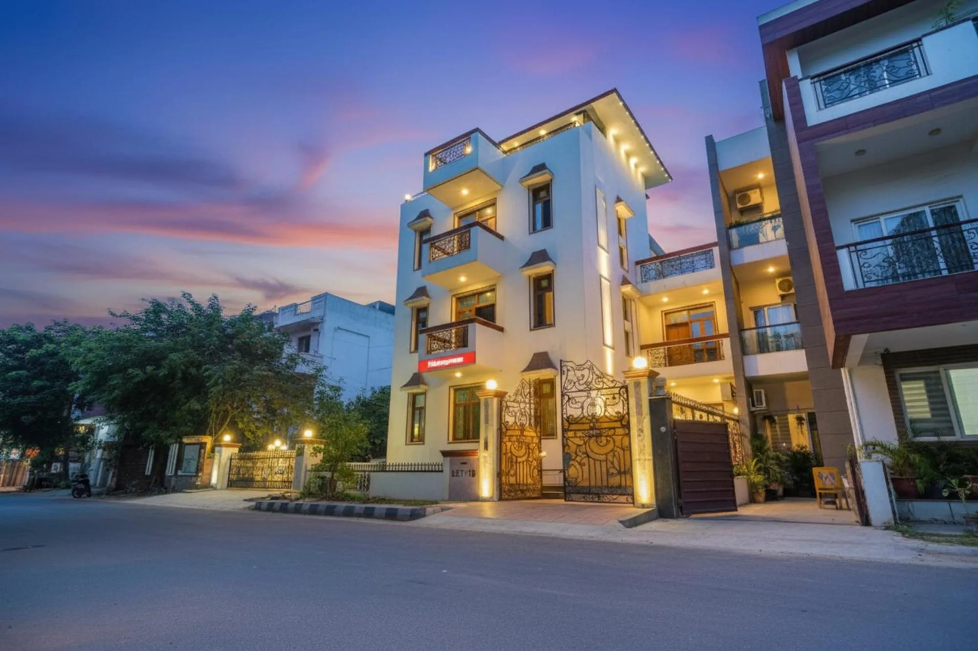 Property building in Via Primero MGF