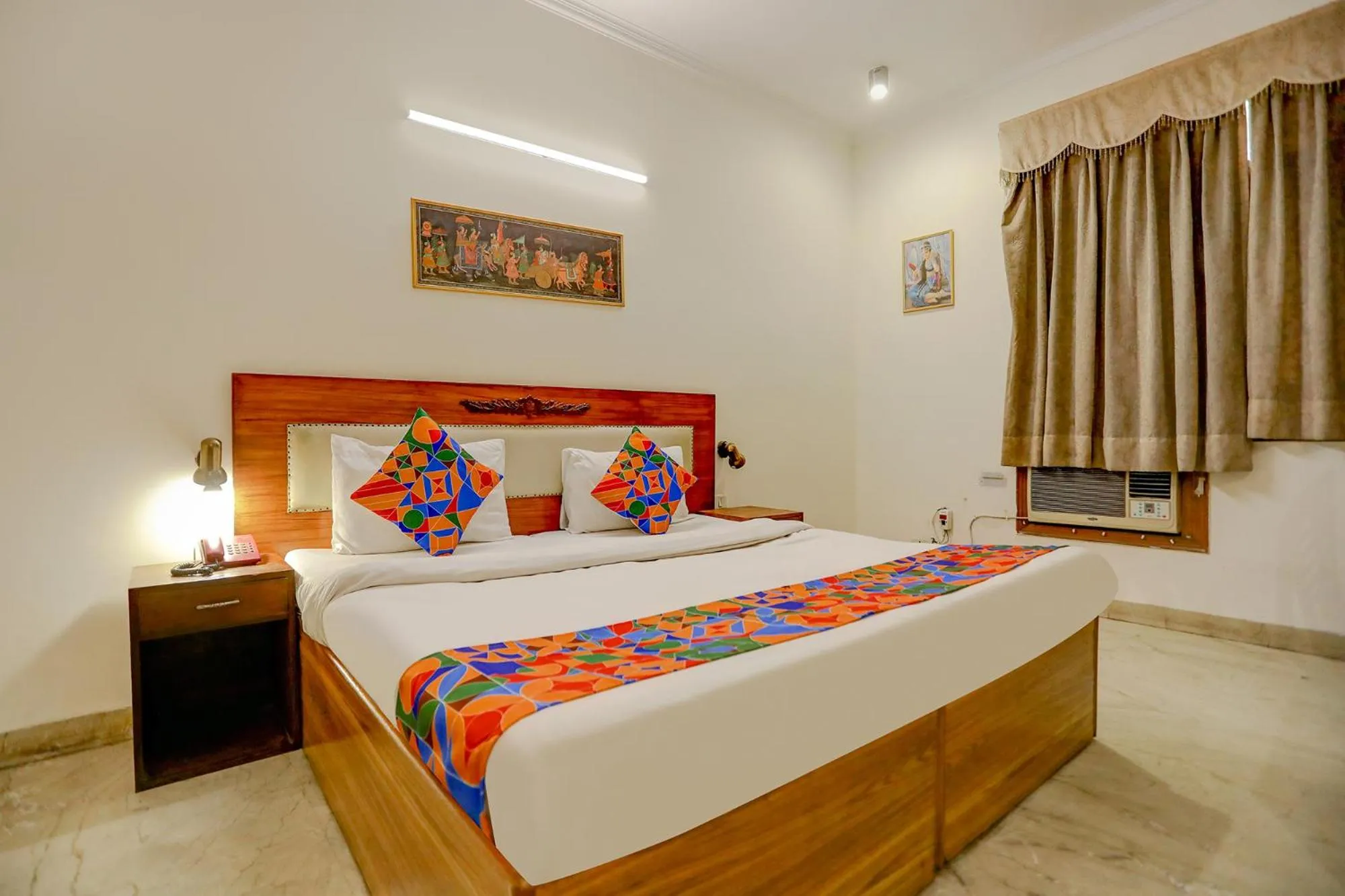 Photo of the whole room, Bed in Via Primero MGF