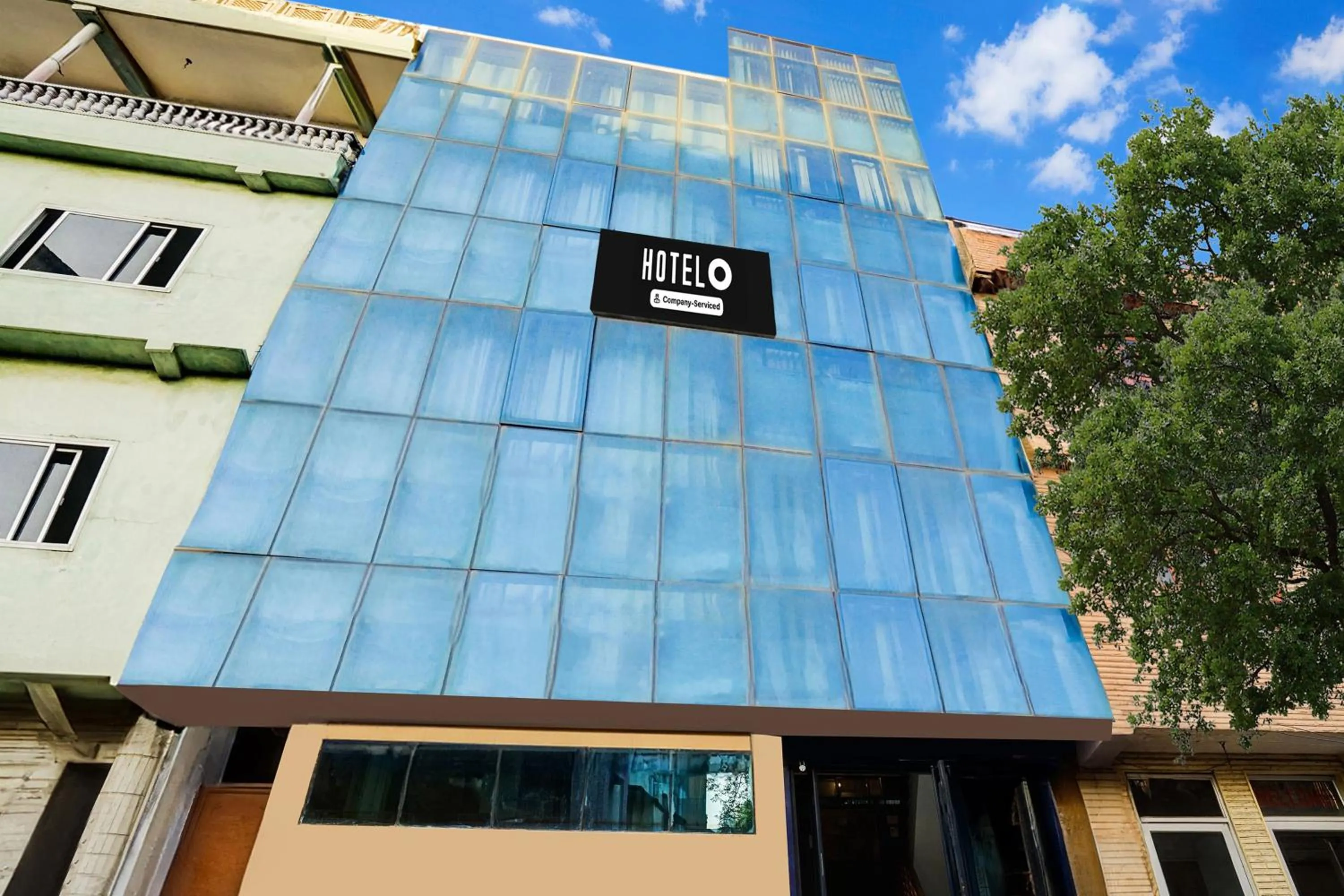 Facade/entrance in Hotel O Sansarchandra Road Formerly Luna Rosa
