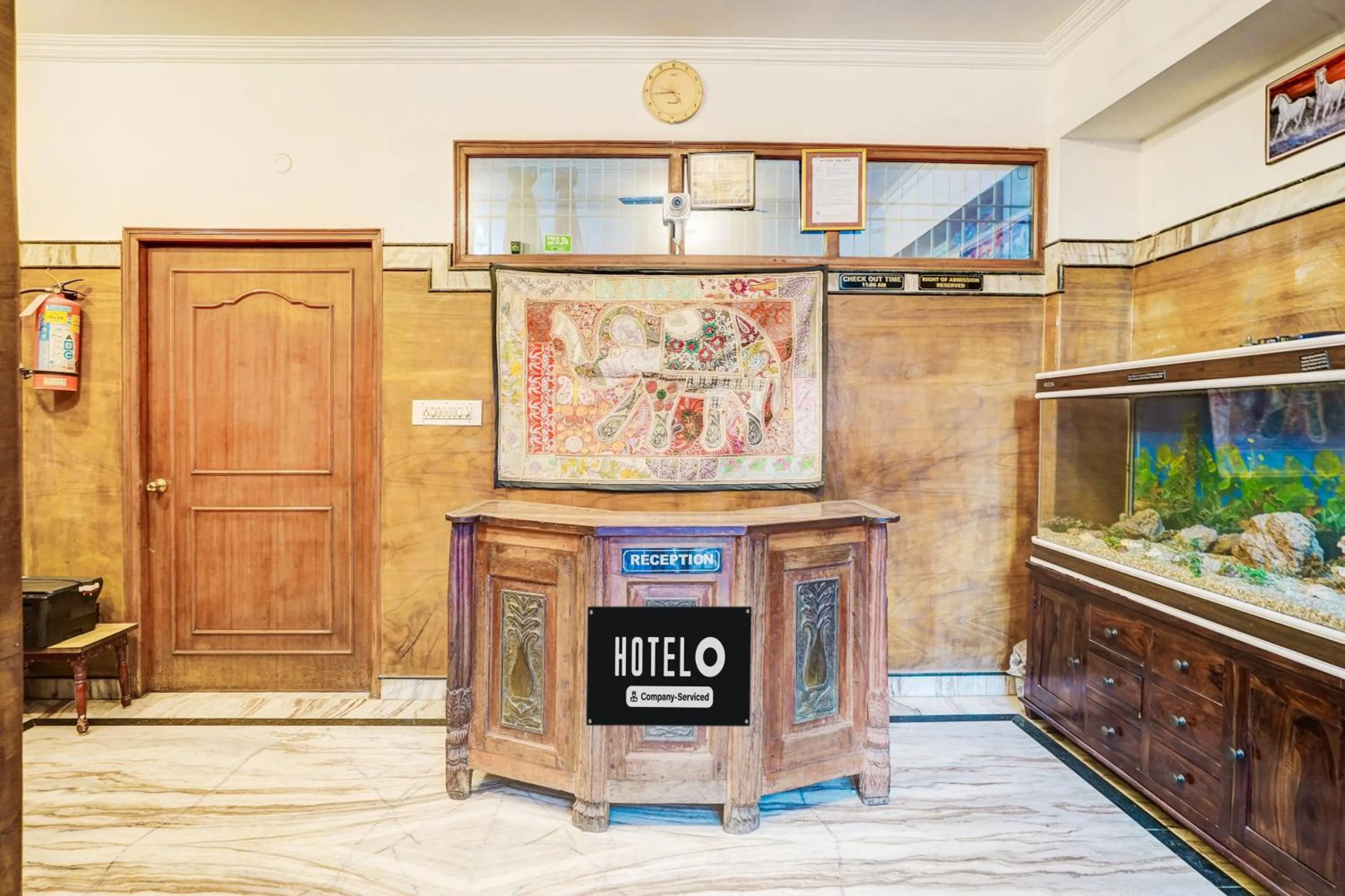 Lobby or reception in Hotel O Sansarchandra Road Formerly Luna Rosa