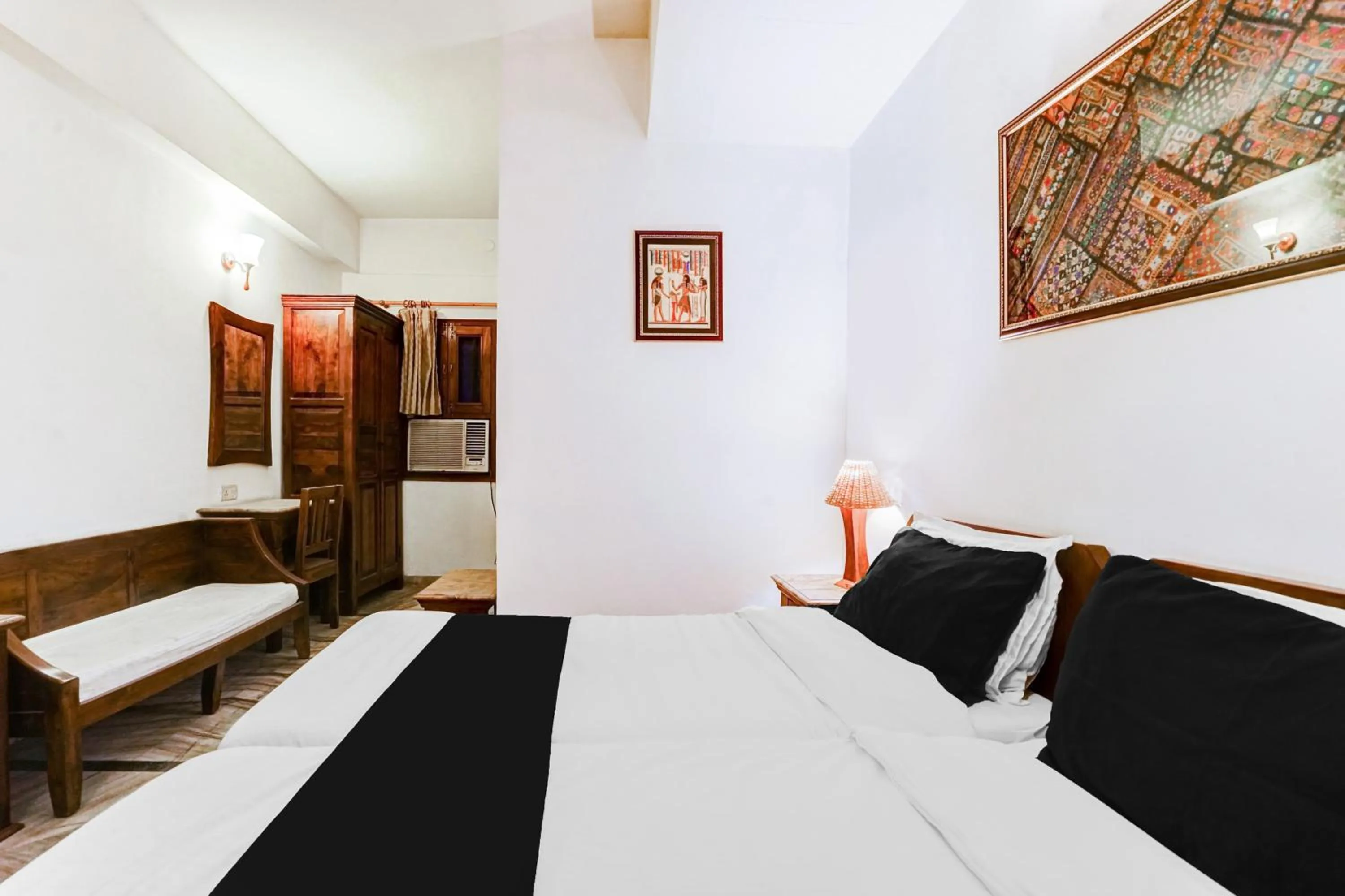 Bedroom in Hotel O Sansarchandra Road Formerly Luna Rosa